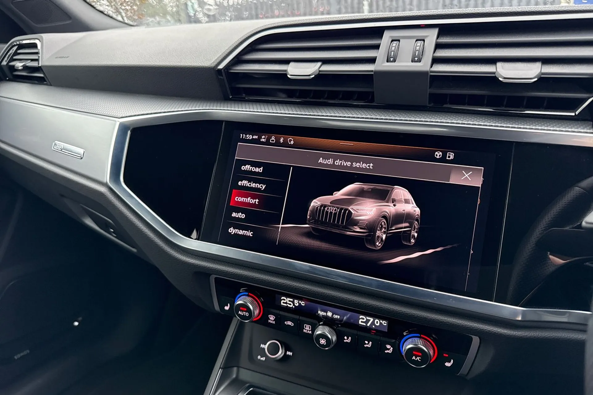 Audi Q3 thumbnail image number 34