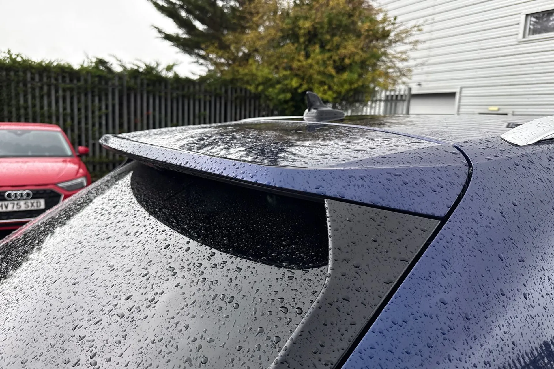 Audi Q3 thumbnail image number 15