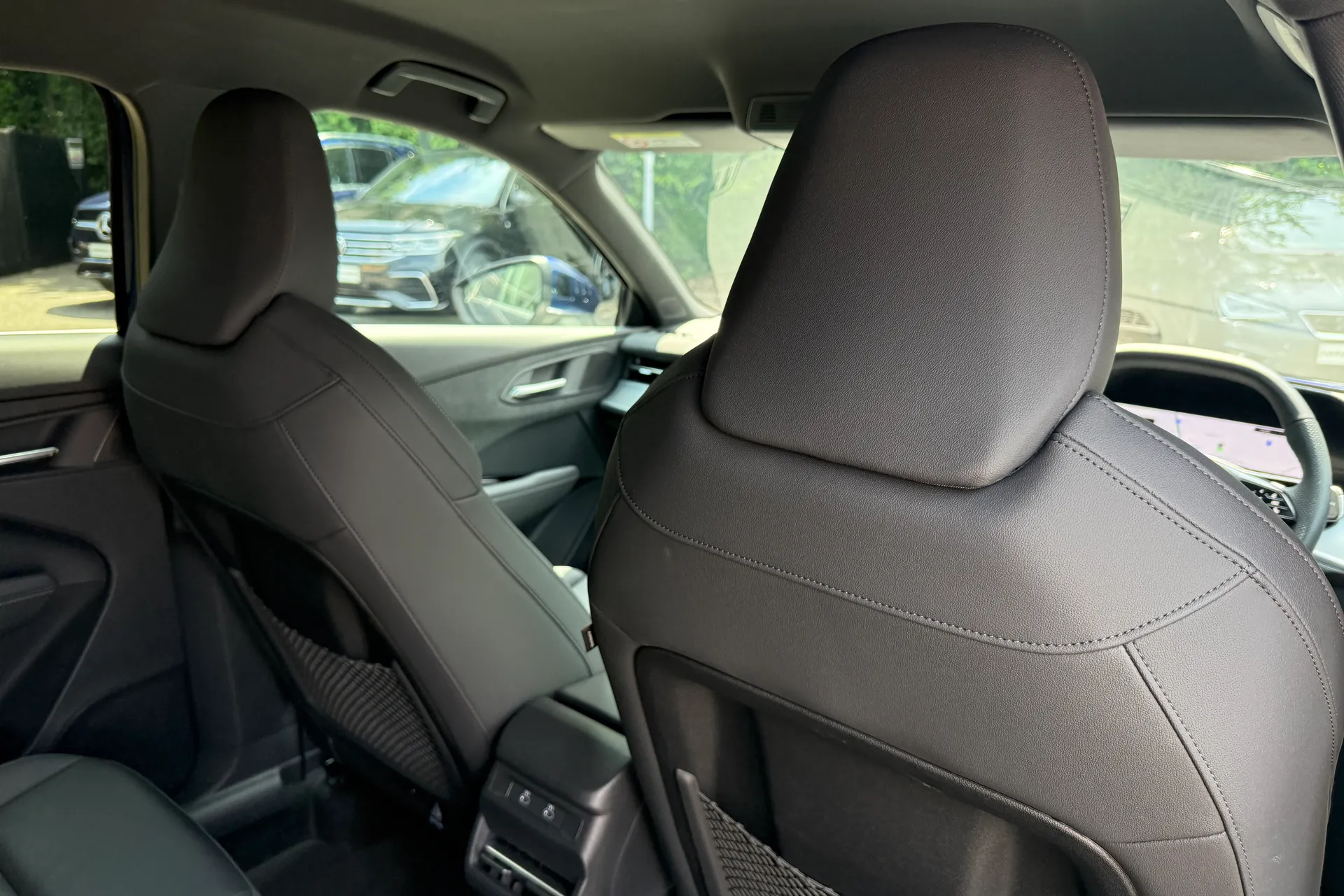 Audi Q3 thumbnail image number 31