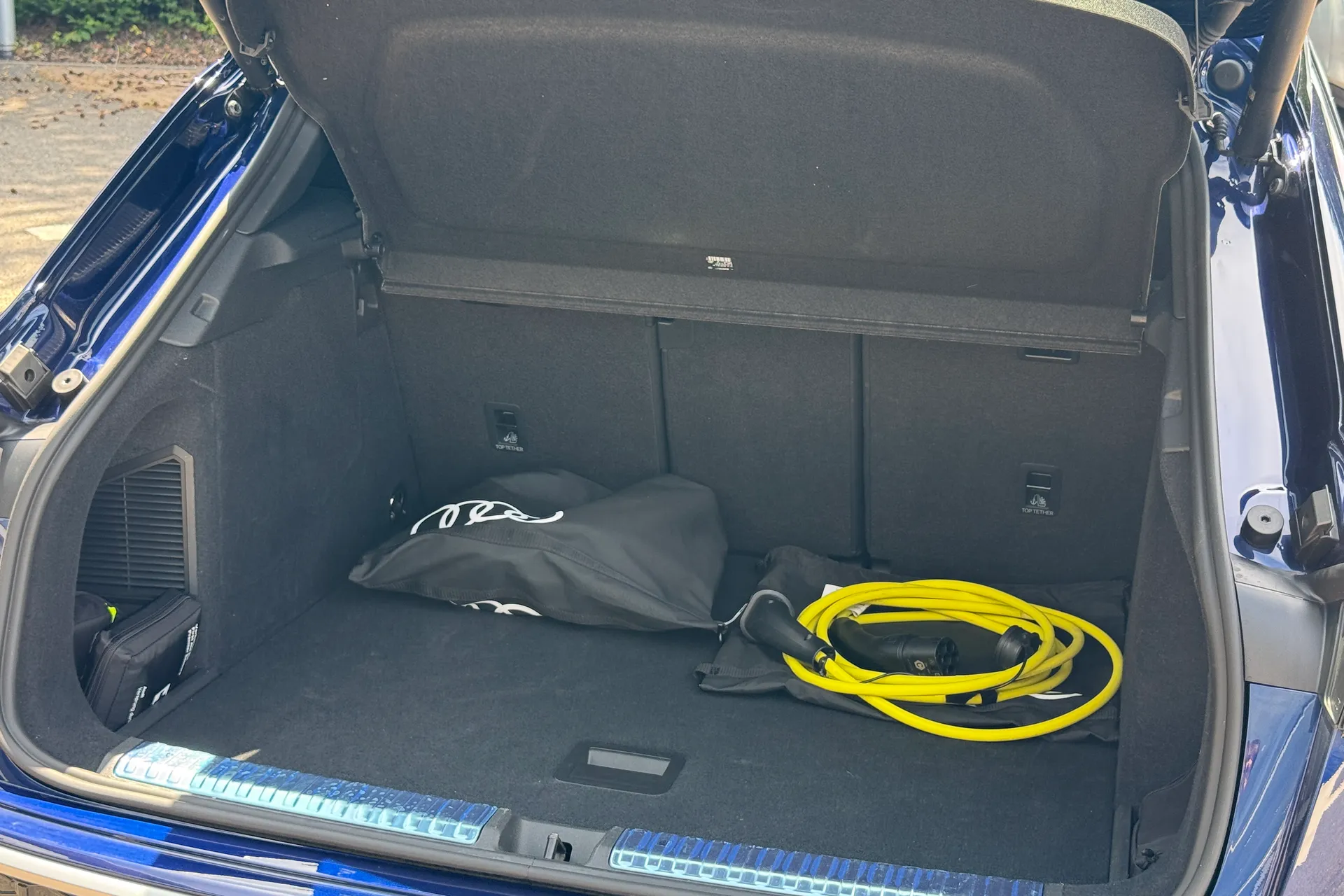 Audi Q3 thumbnail image number 40