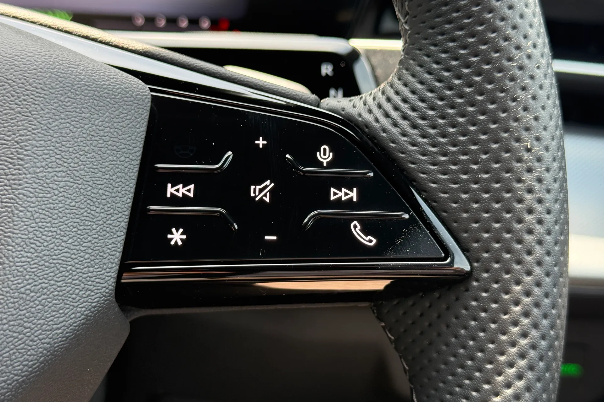 Audi Q3 thumbnail image number 22