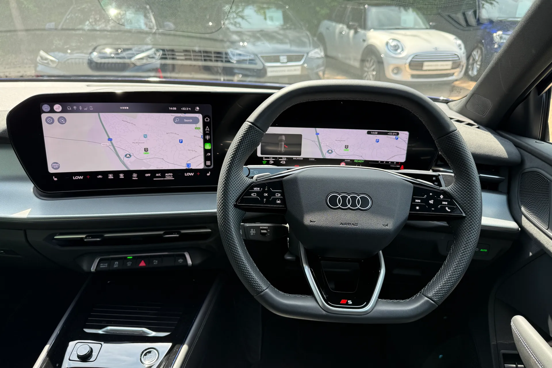 Audi Q3 thumbnail image number 34