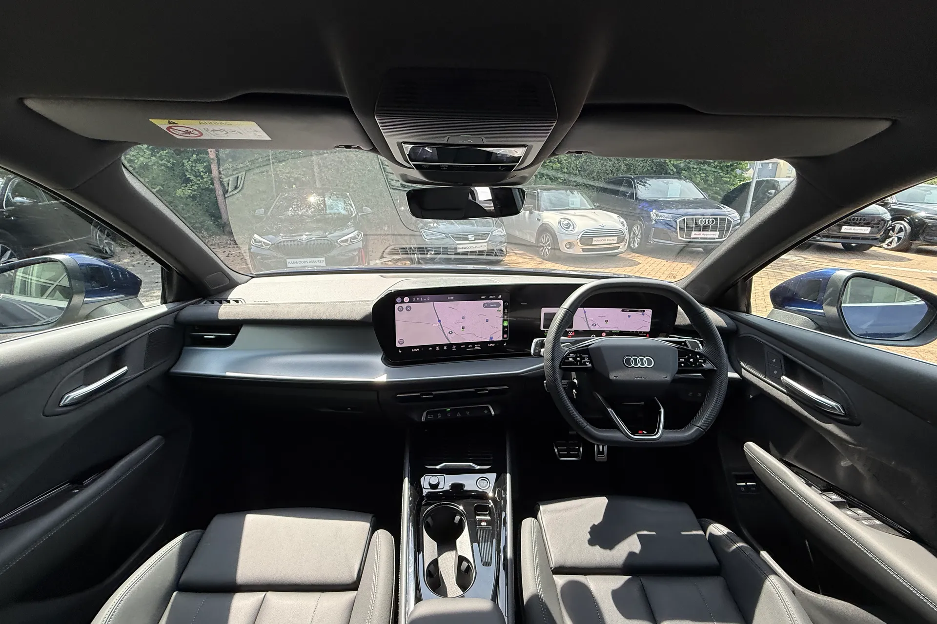 Audi Q3 thumbnail image number 3