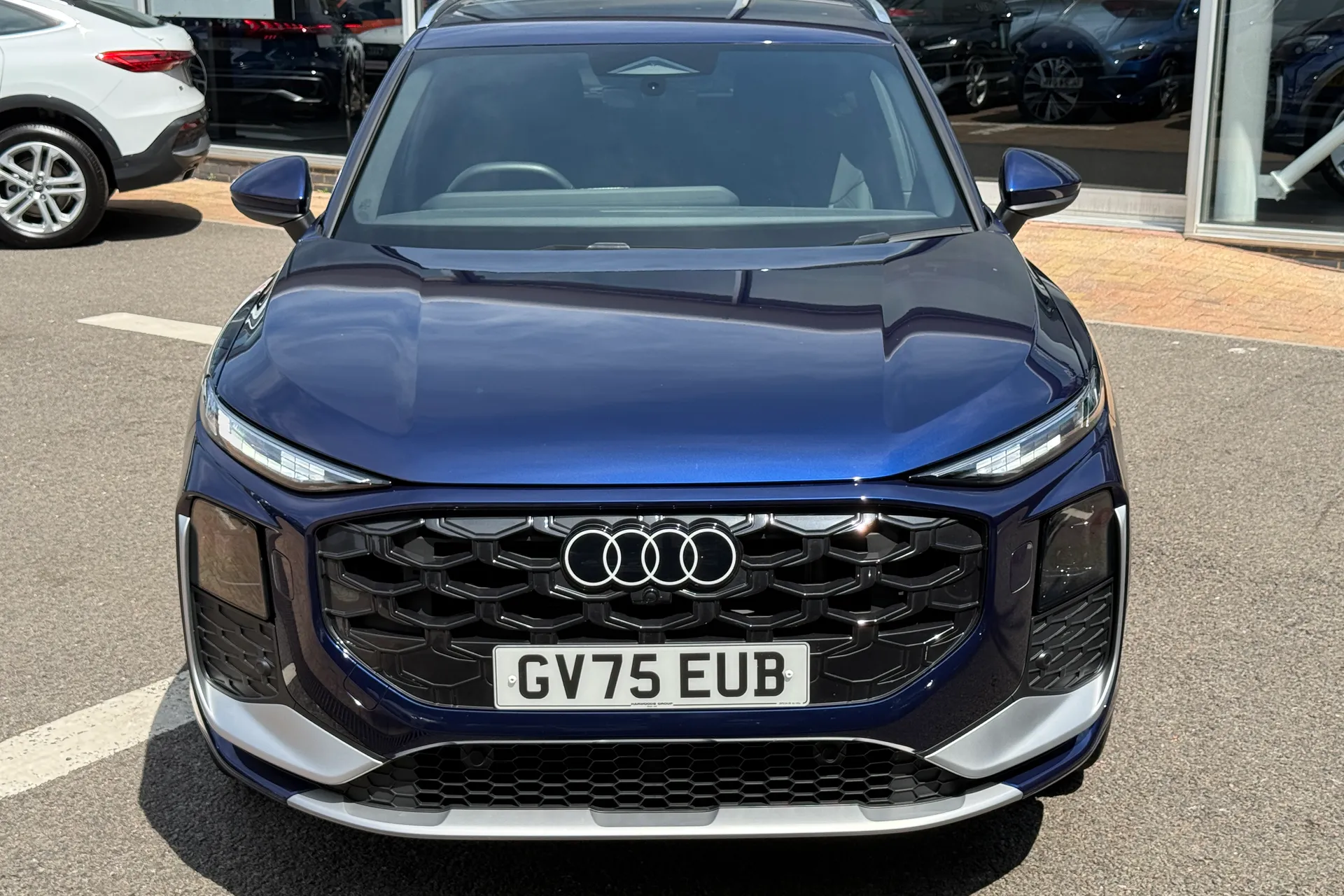 Audi Q3 thumbnail image number 54