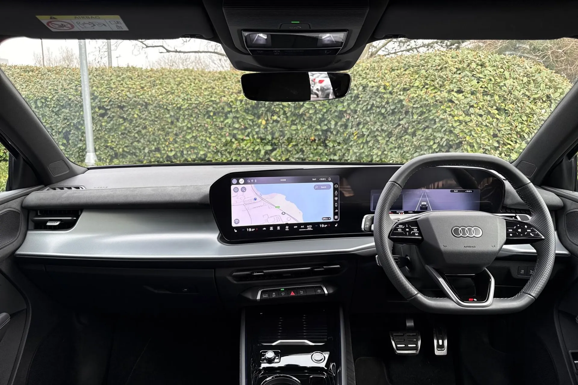 Audi Q3 thumbnail image number 3