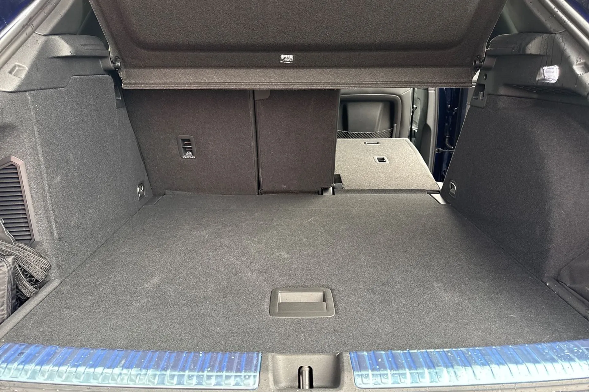 Audi Q3 thumbnail image number 37