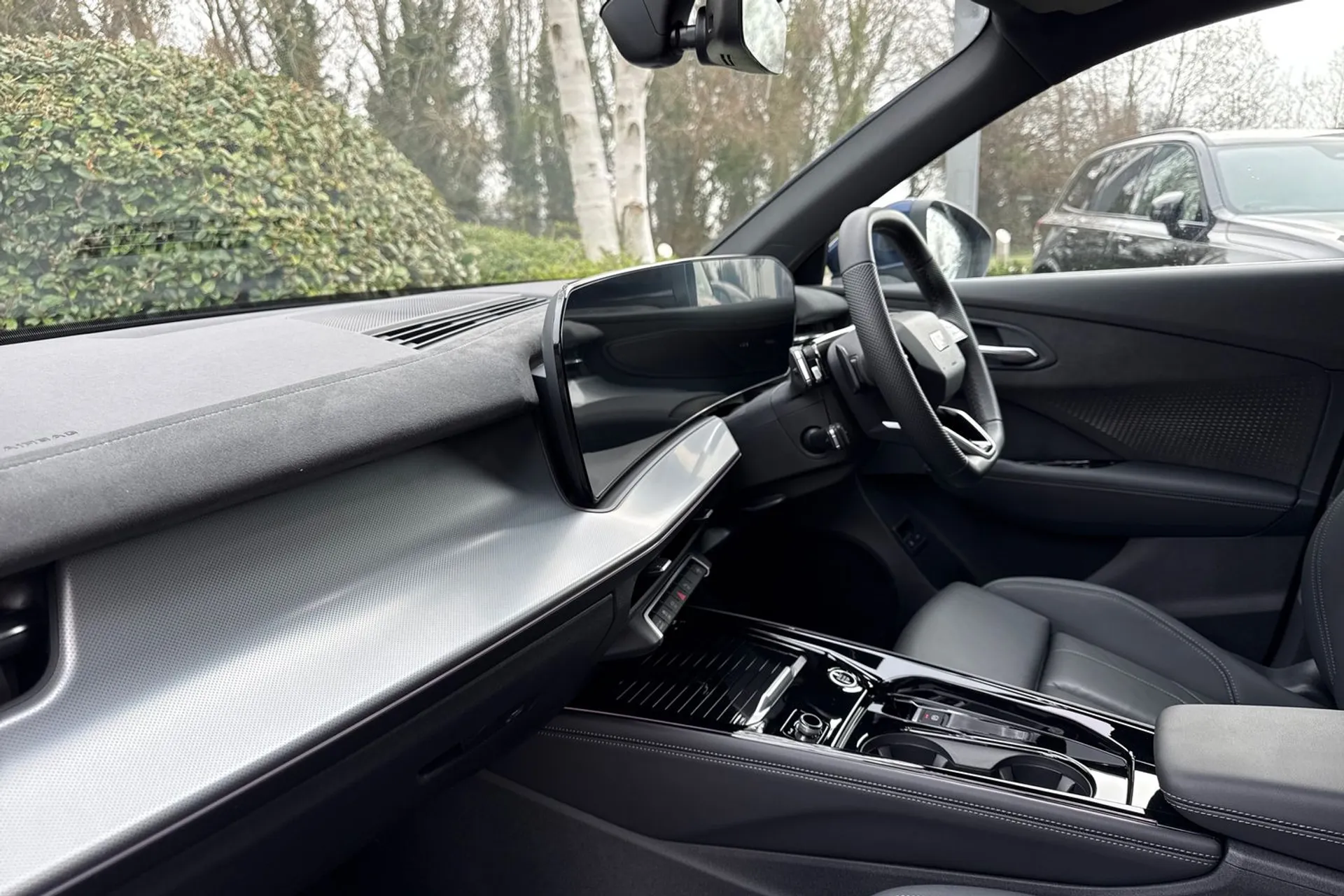 Audi Q3 thumbnail image number 26