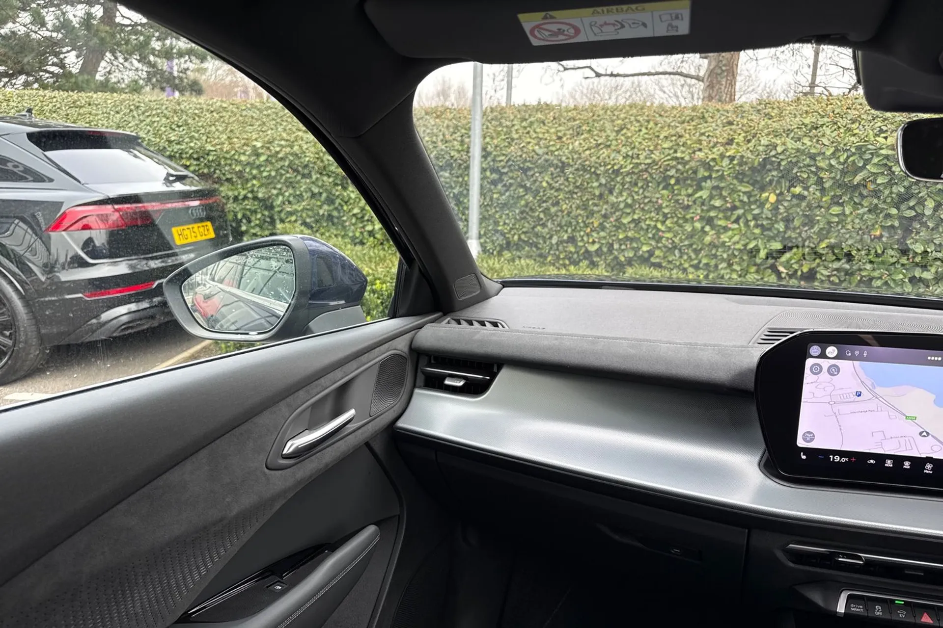 Audi Q3 thumbnail image number 45