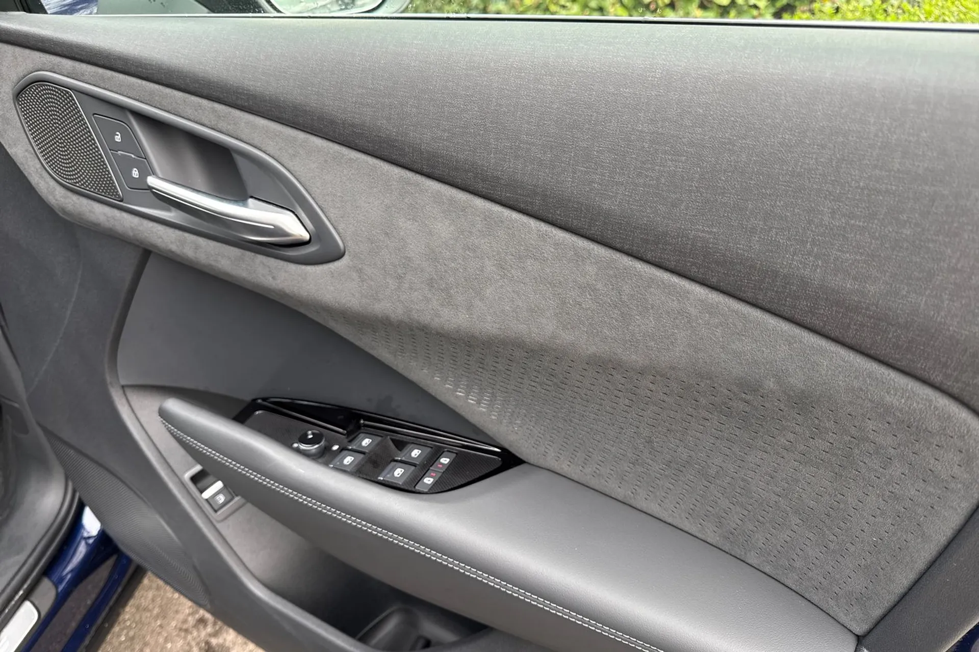 Audi Q3 thumbnail image number 48