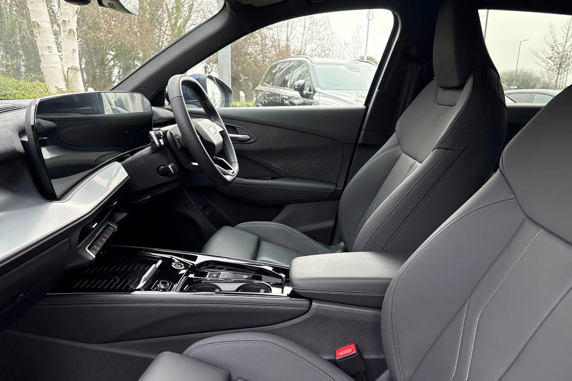 Audi Q3 thumbnail image number 42