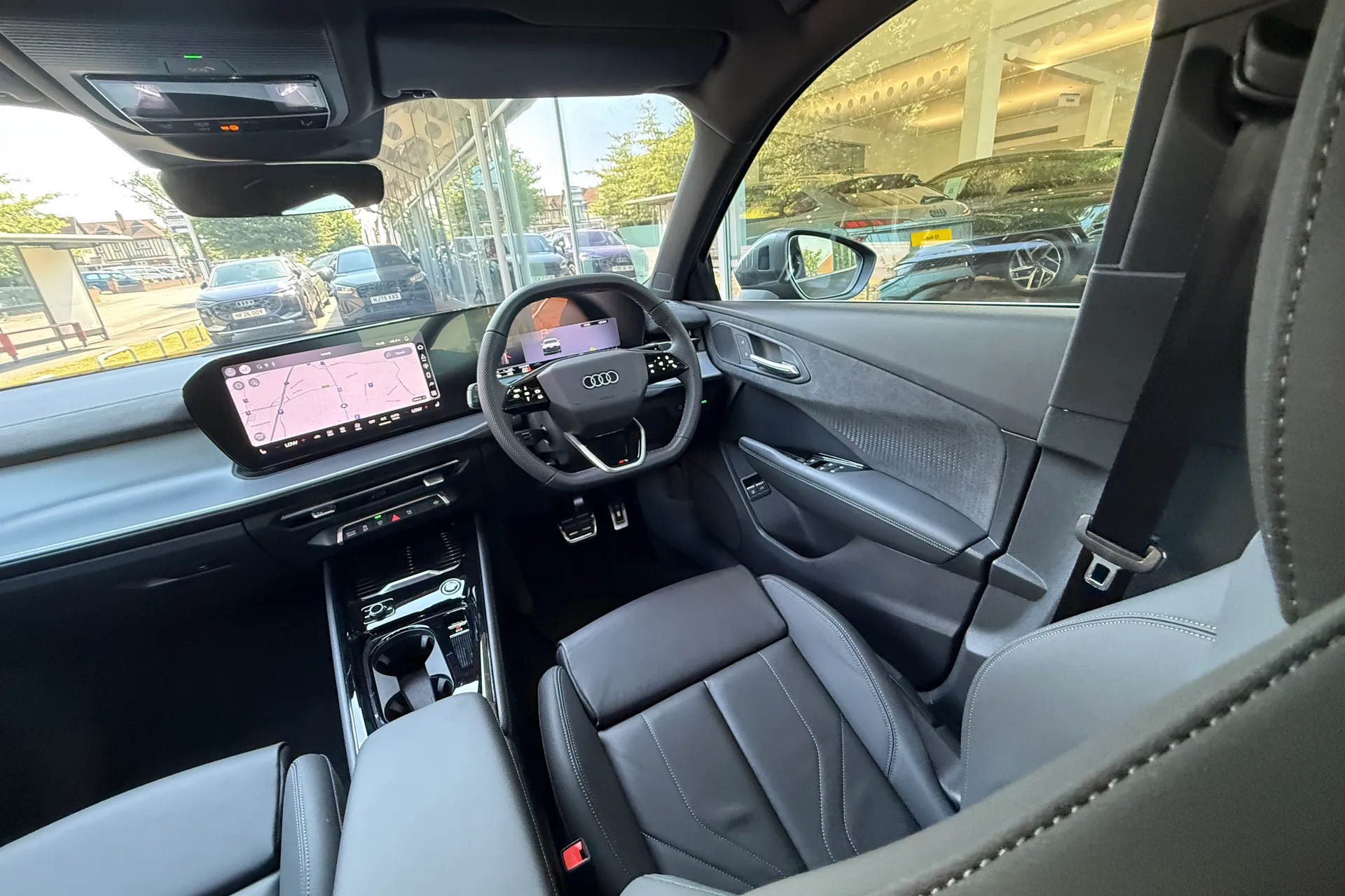 Audi Q3 thumbnail image number 34