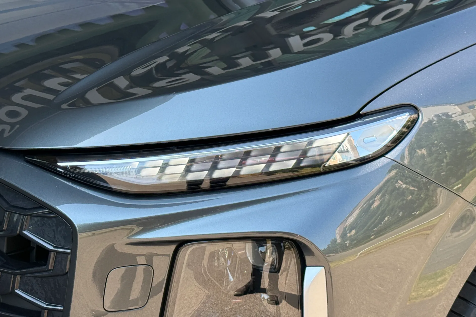 Audi Q3 thumbnail image number 46