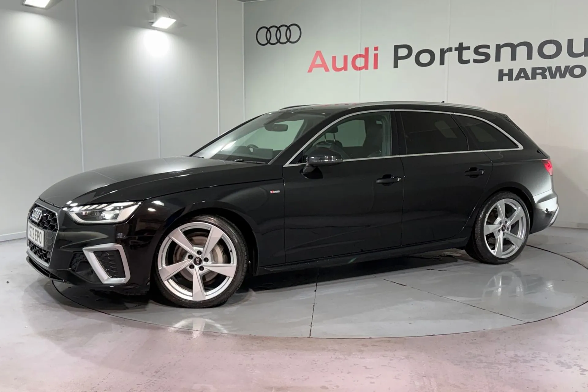 Audi A4 thumbnail image number 6