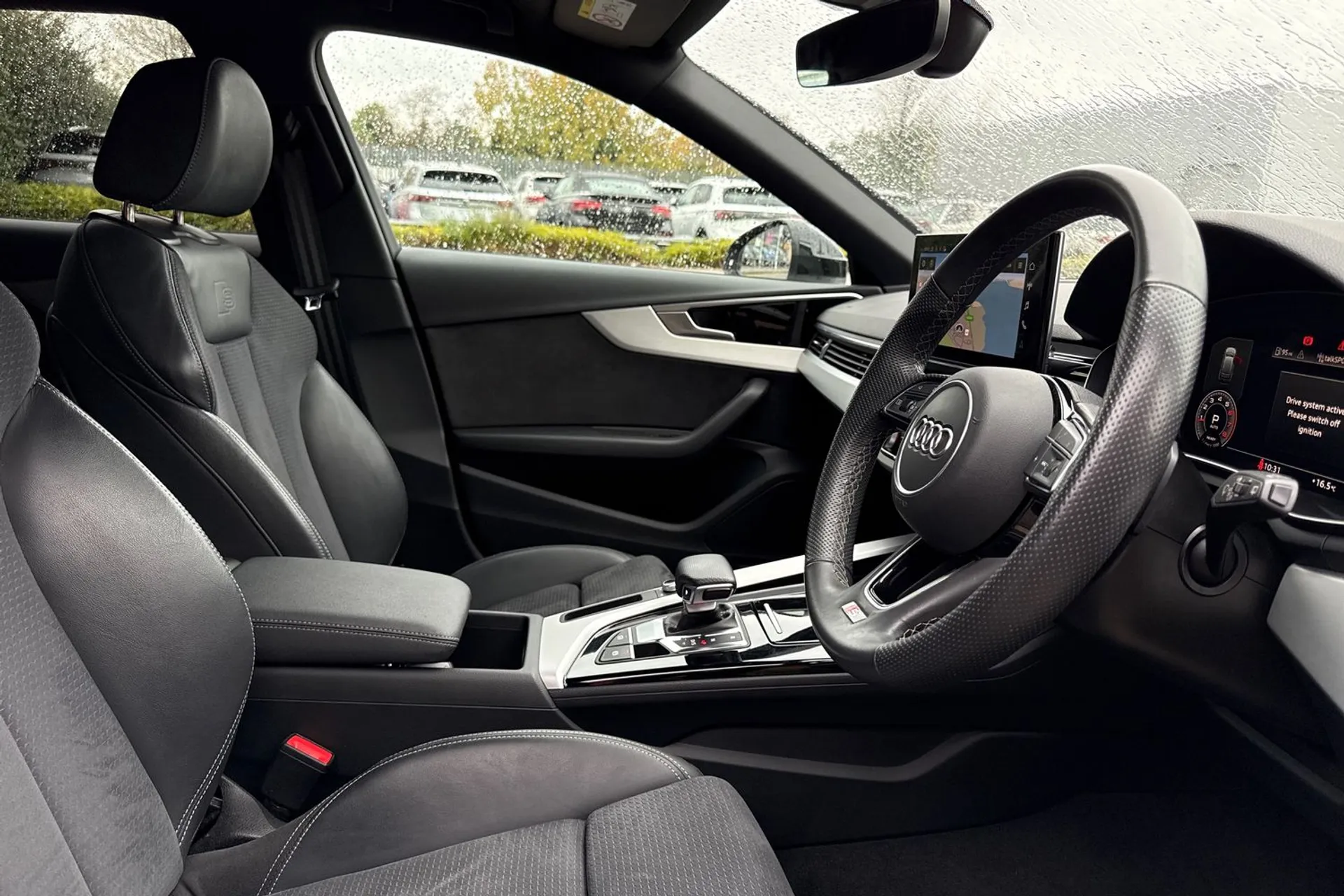 Audi A4 thumbnail image number 29