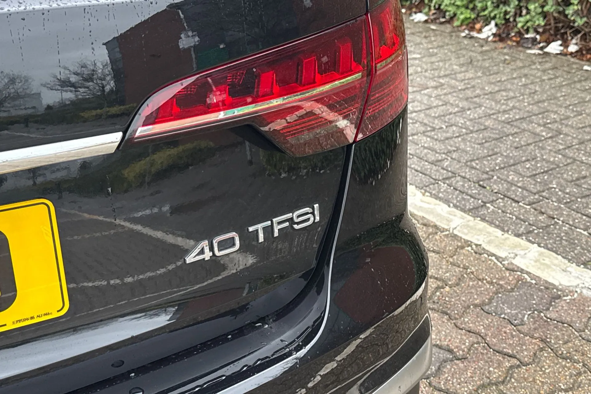 Audi A4 thumbnail image number 17