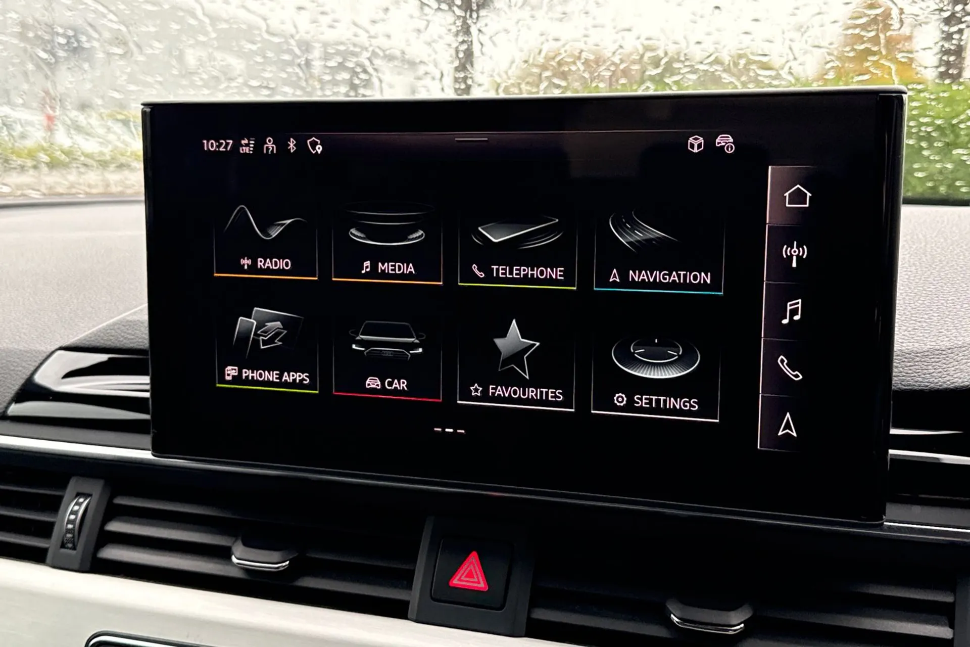 Audi A4 thumbnail image number 30