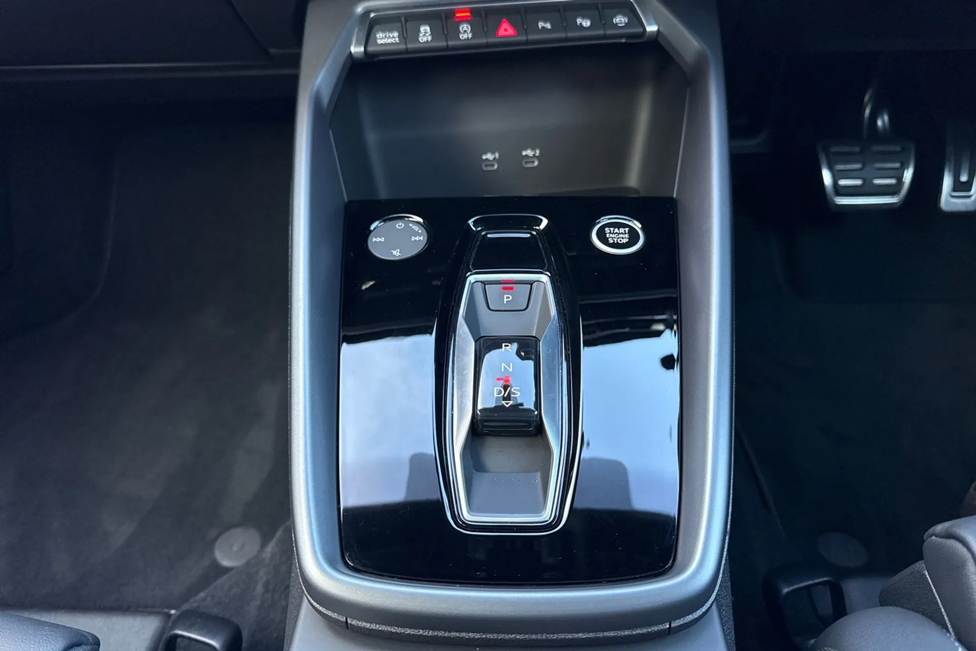 Audi A3 thumbnail image number 44