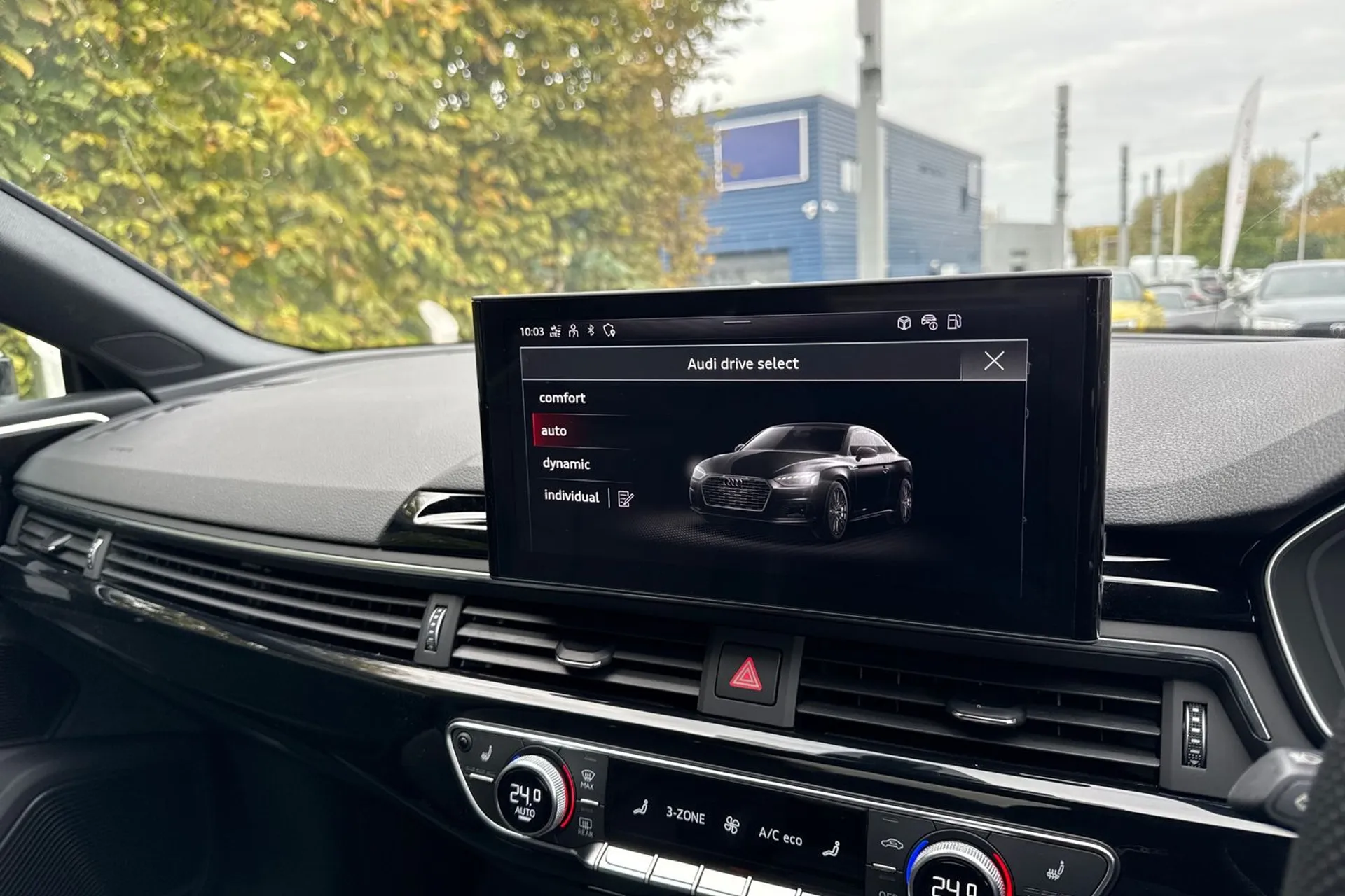 Audi A5 thumbnail image number 28