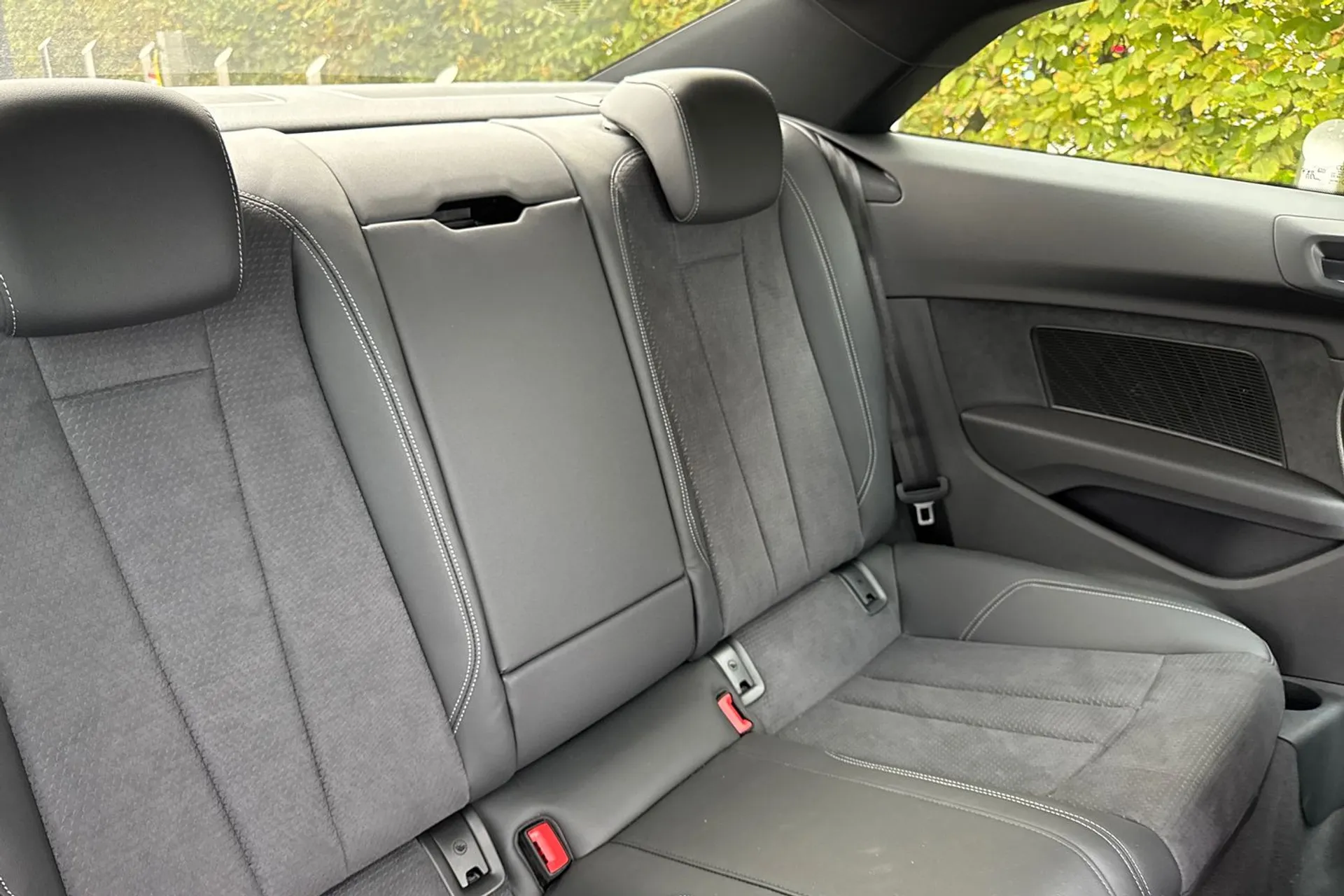 Audi A5 thumbnail image number 23