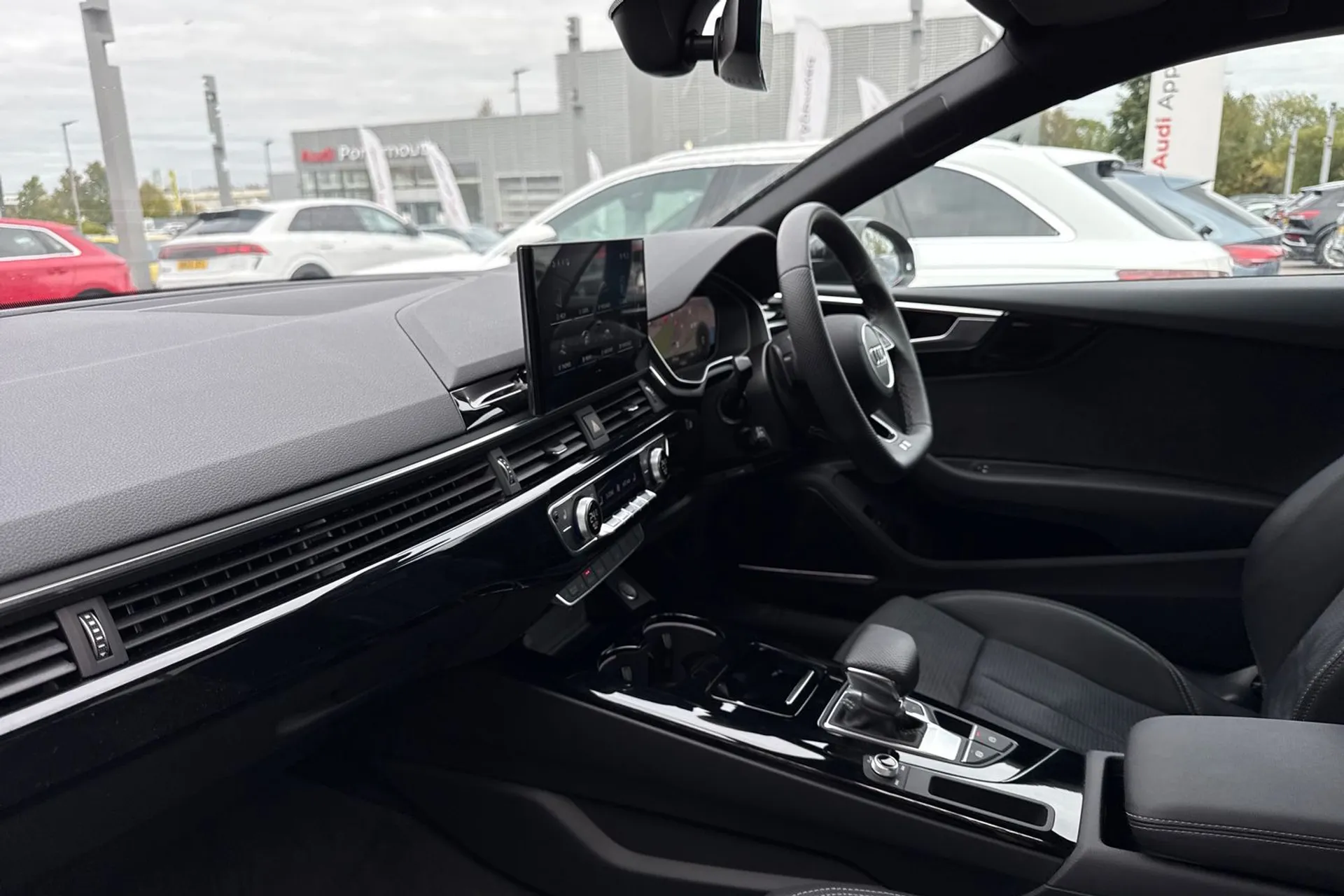 Audi A5 thumbnail image number 31