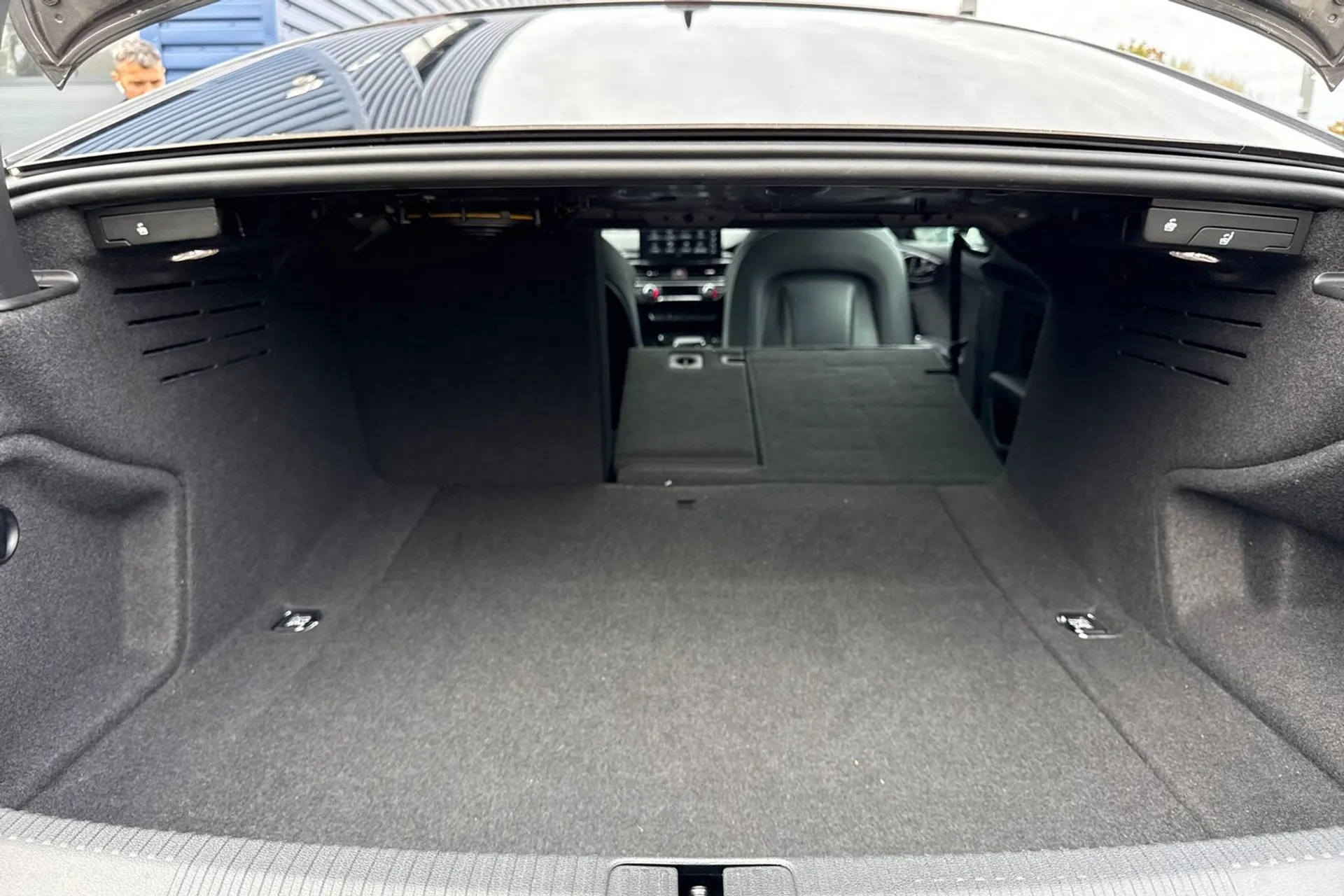 Audi A5 thumbnail image number 21