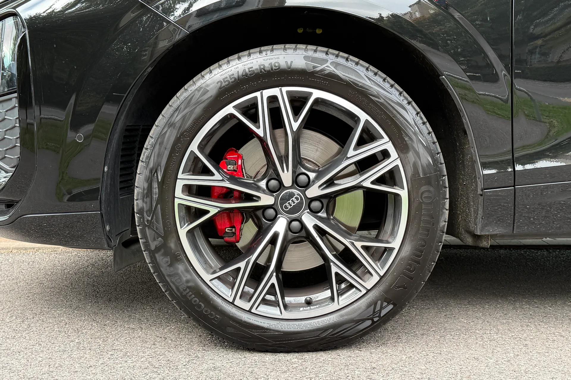 Audi Q3 thumbnail image number 48