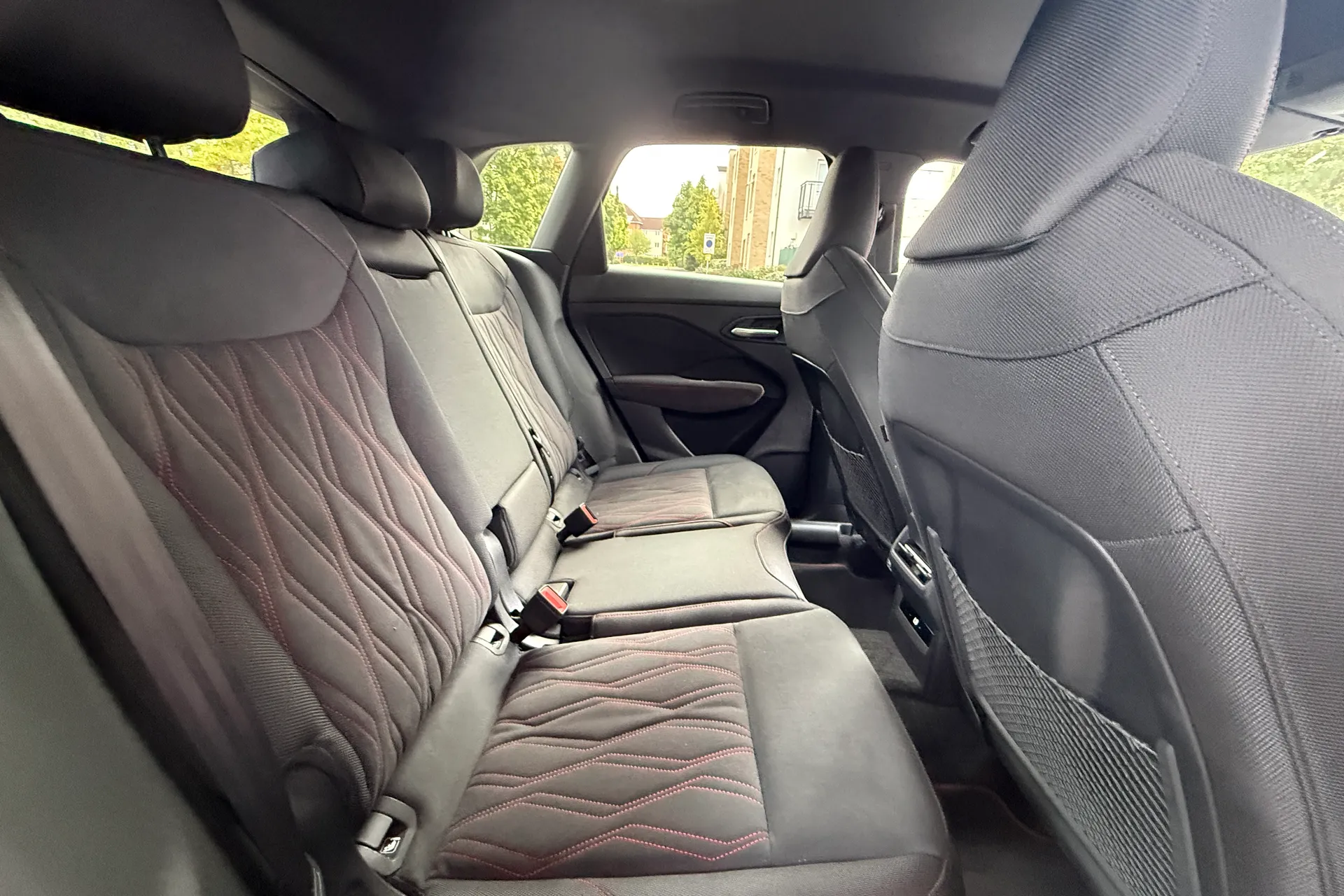 Audi Q3 thumbnail image number 31