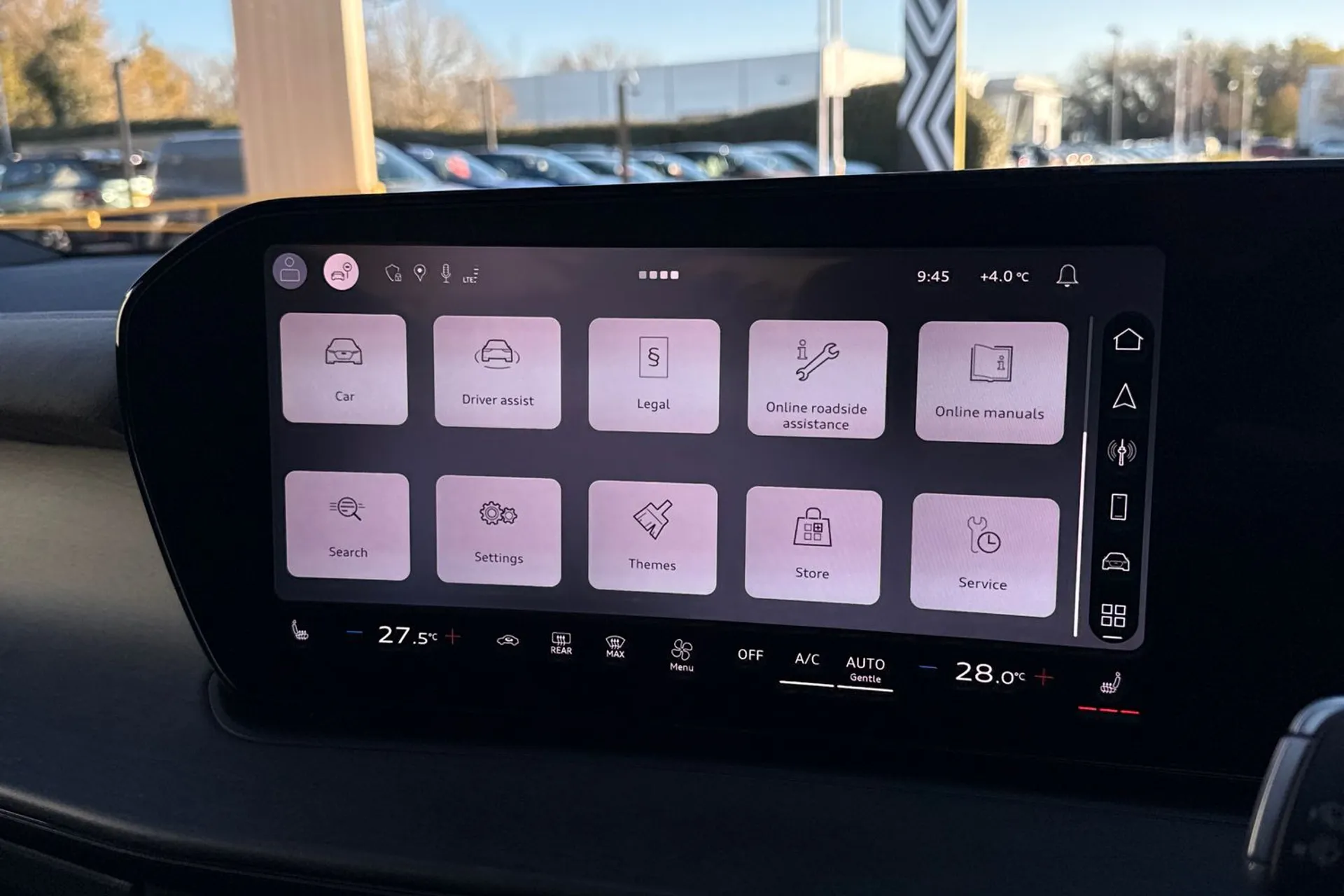 Audi Q3 thumbnail image number 27