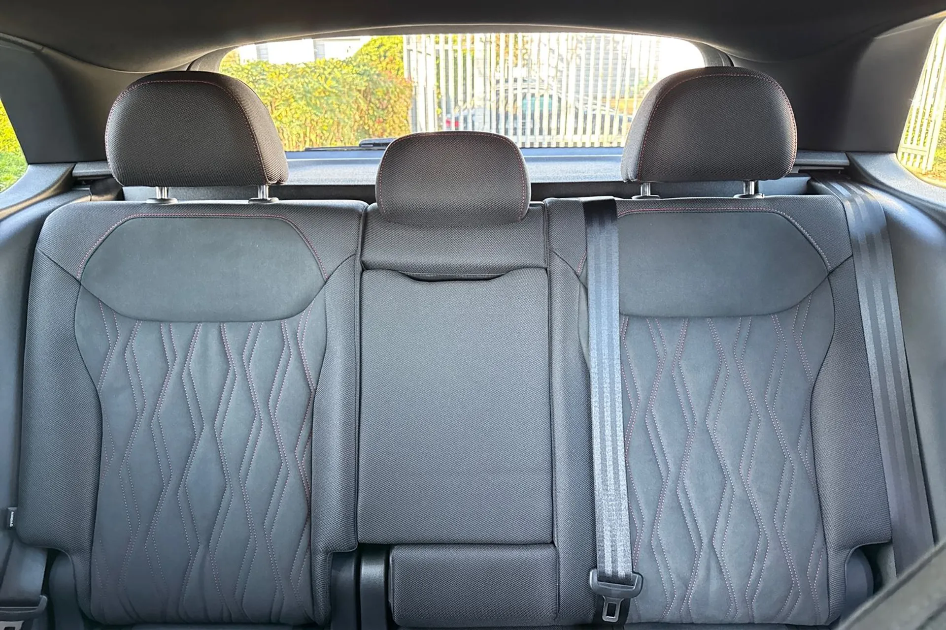 Audi Q3 thumbnail image number 43