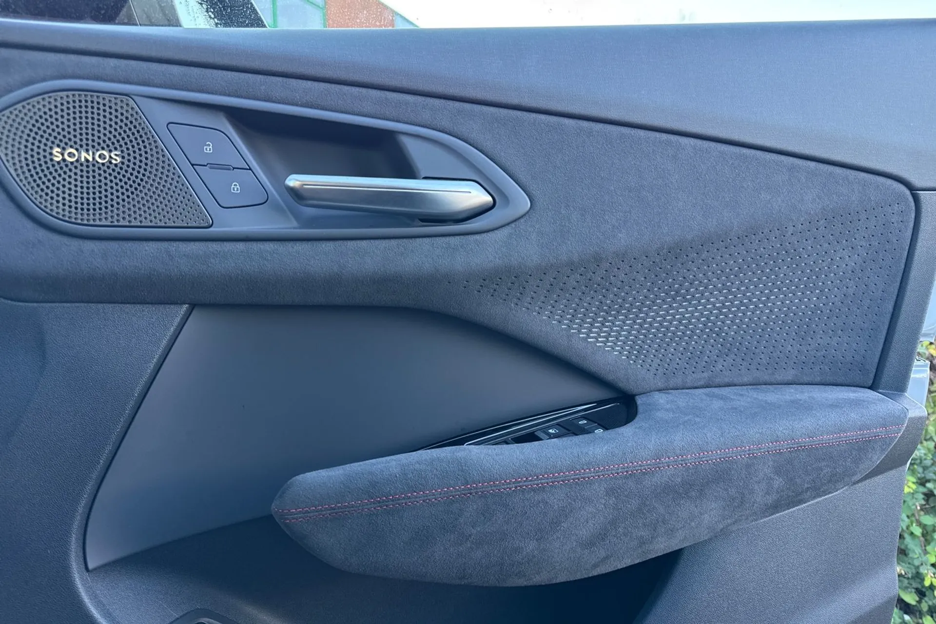 Audi Q3 thumbnail image number 54