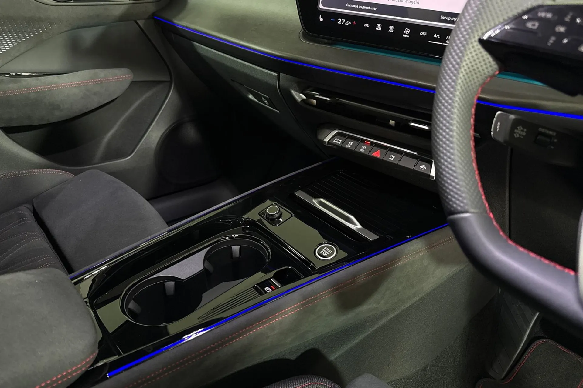 Audi Q3 thumbnail image number 18