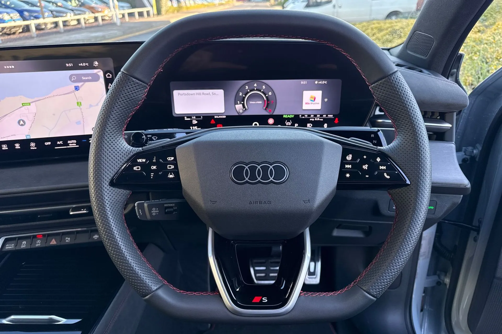 Audi Q3 thumbnail image number 49