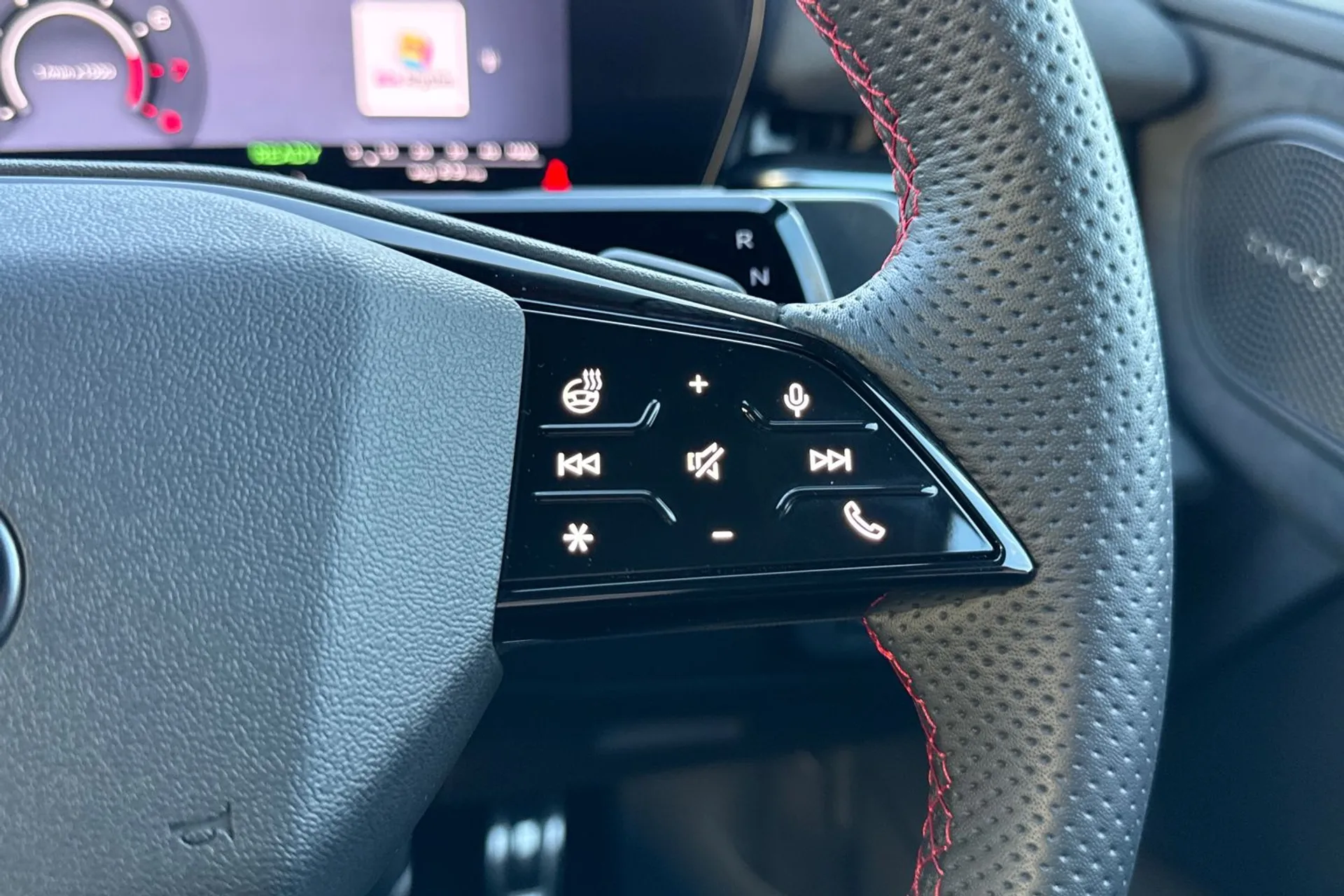 Audi Q3 thumbnail image number 53