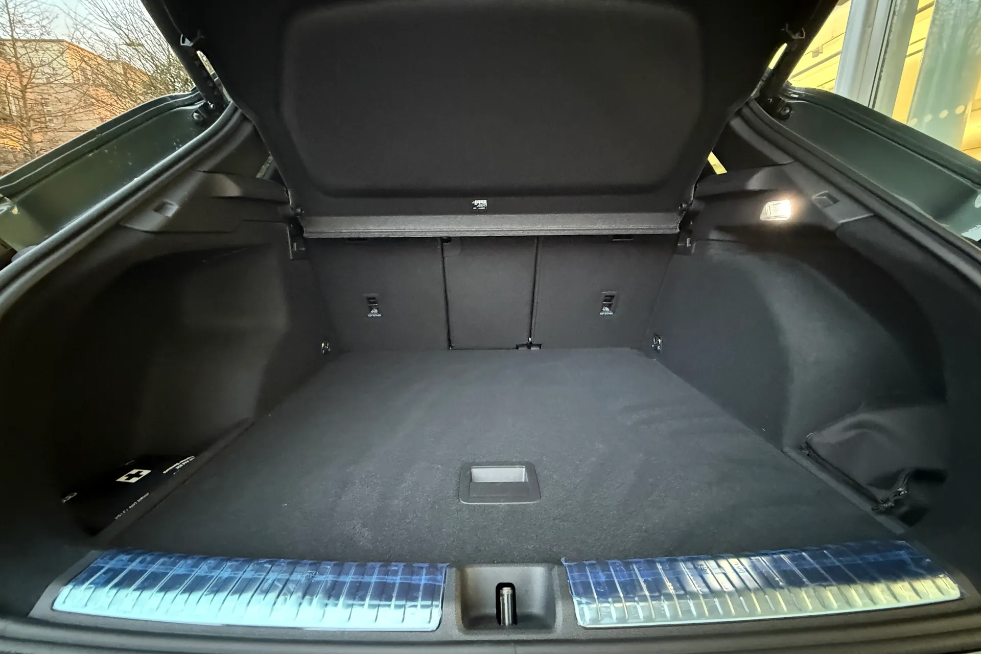 Audi Q3 thumbnail image number 26