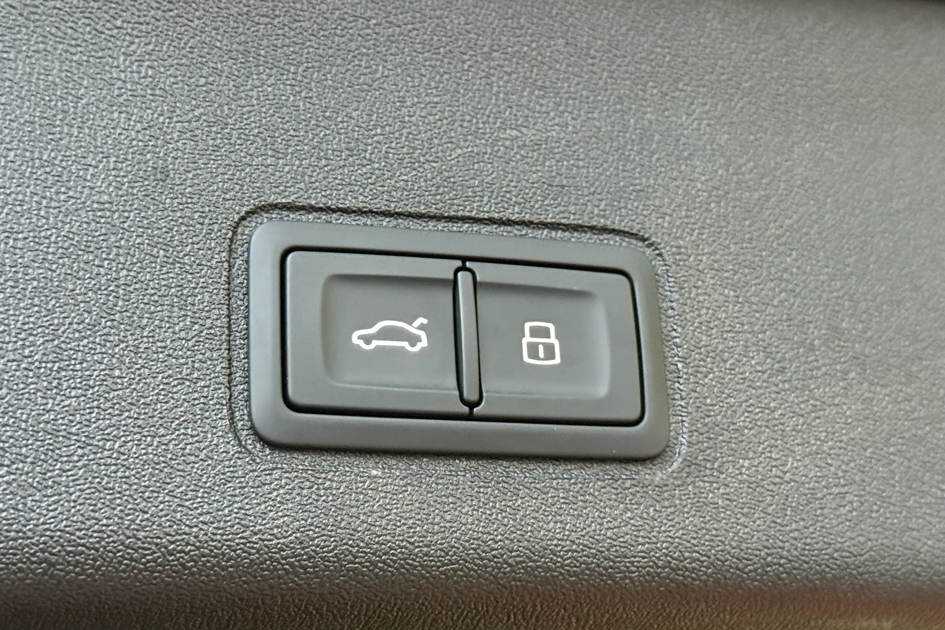 Audi Q3 thumbnail image number 27