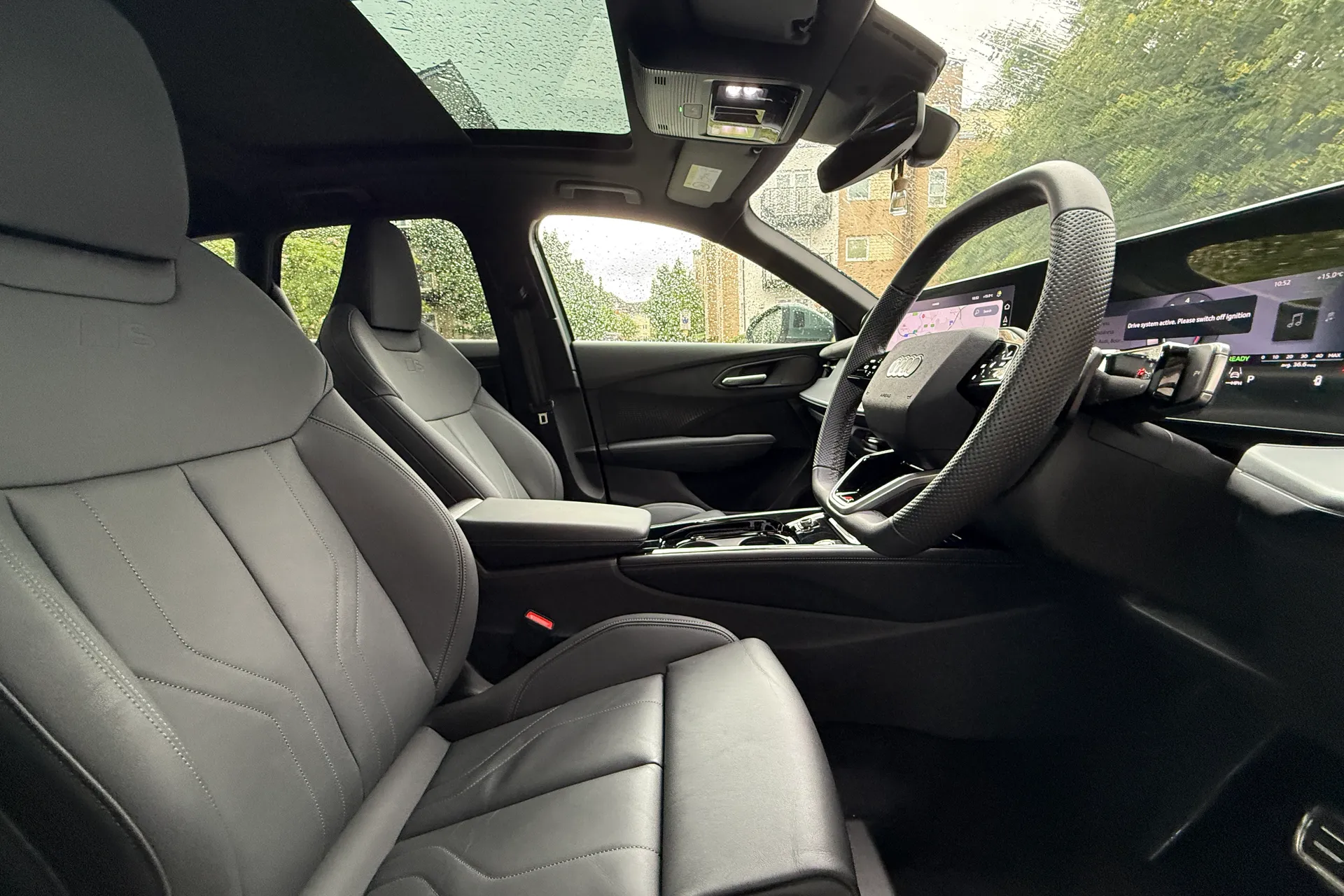 Audi Q3 thumbnail image number 27