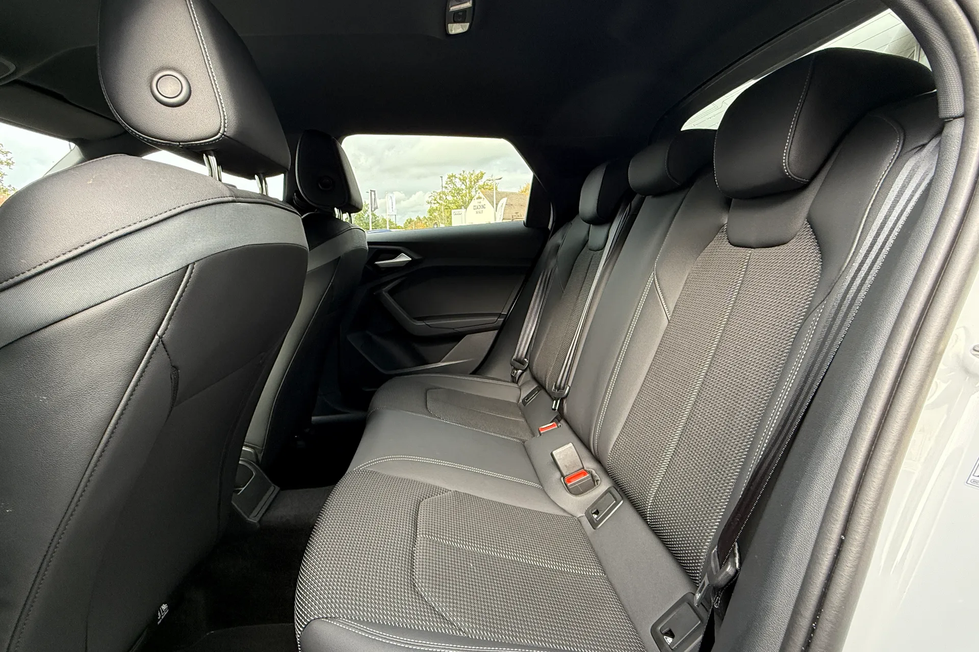 Audi A1 thumbnail image number 20