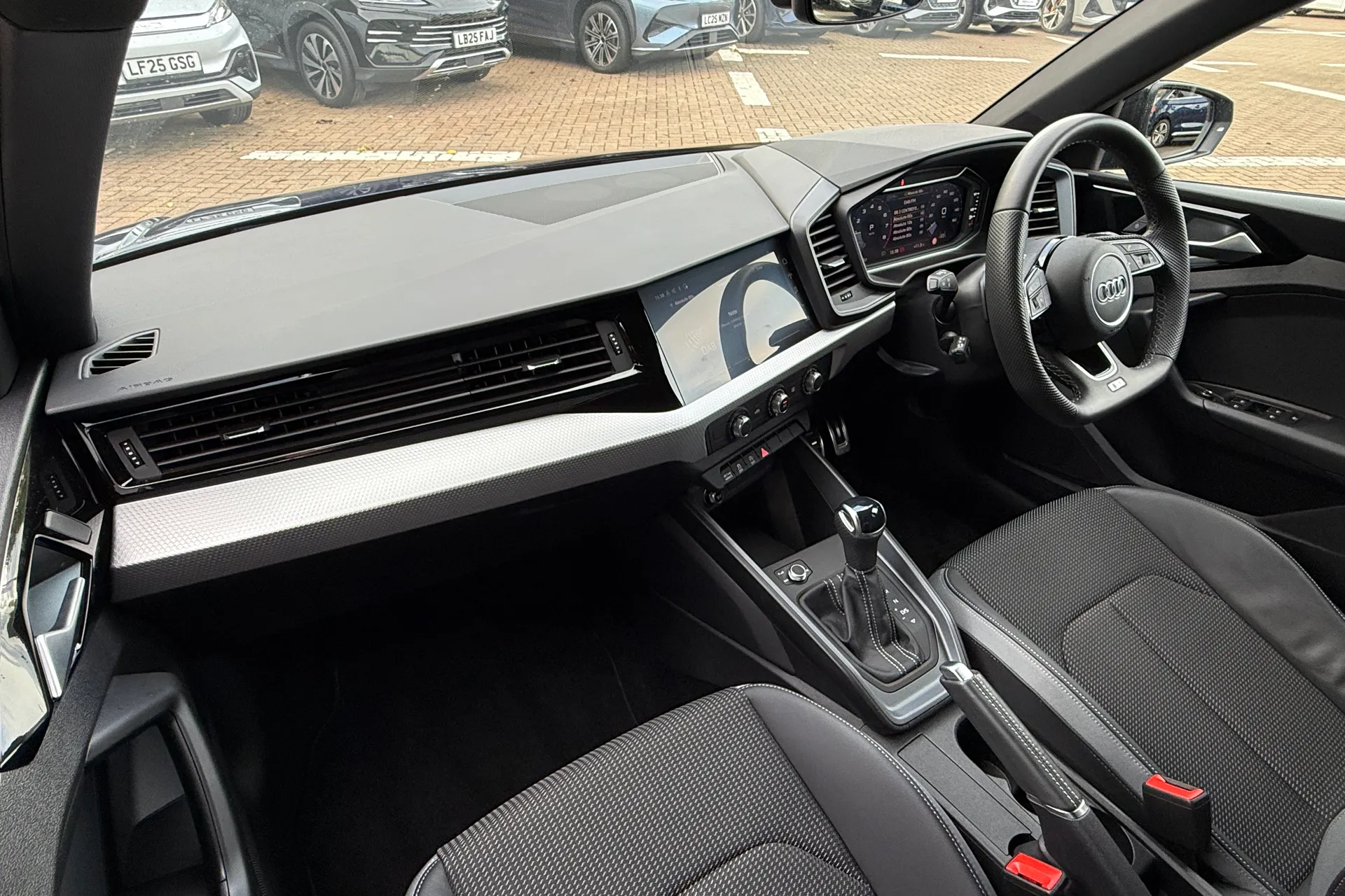 Audi A1 thumbnail image number 17