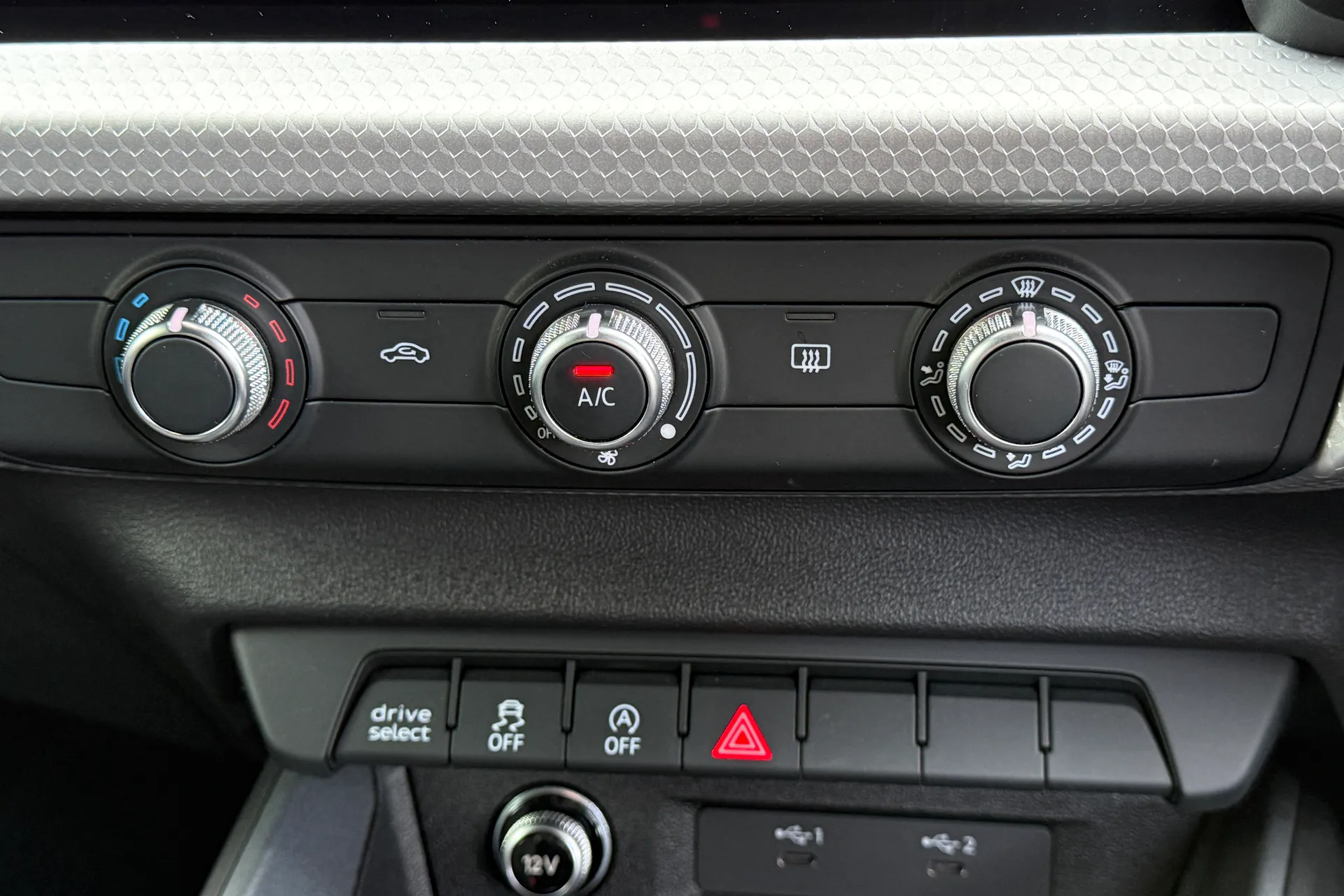 Audi A1 thumbnail image number 42