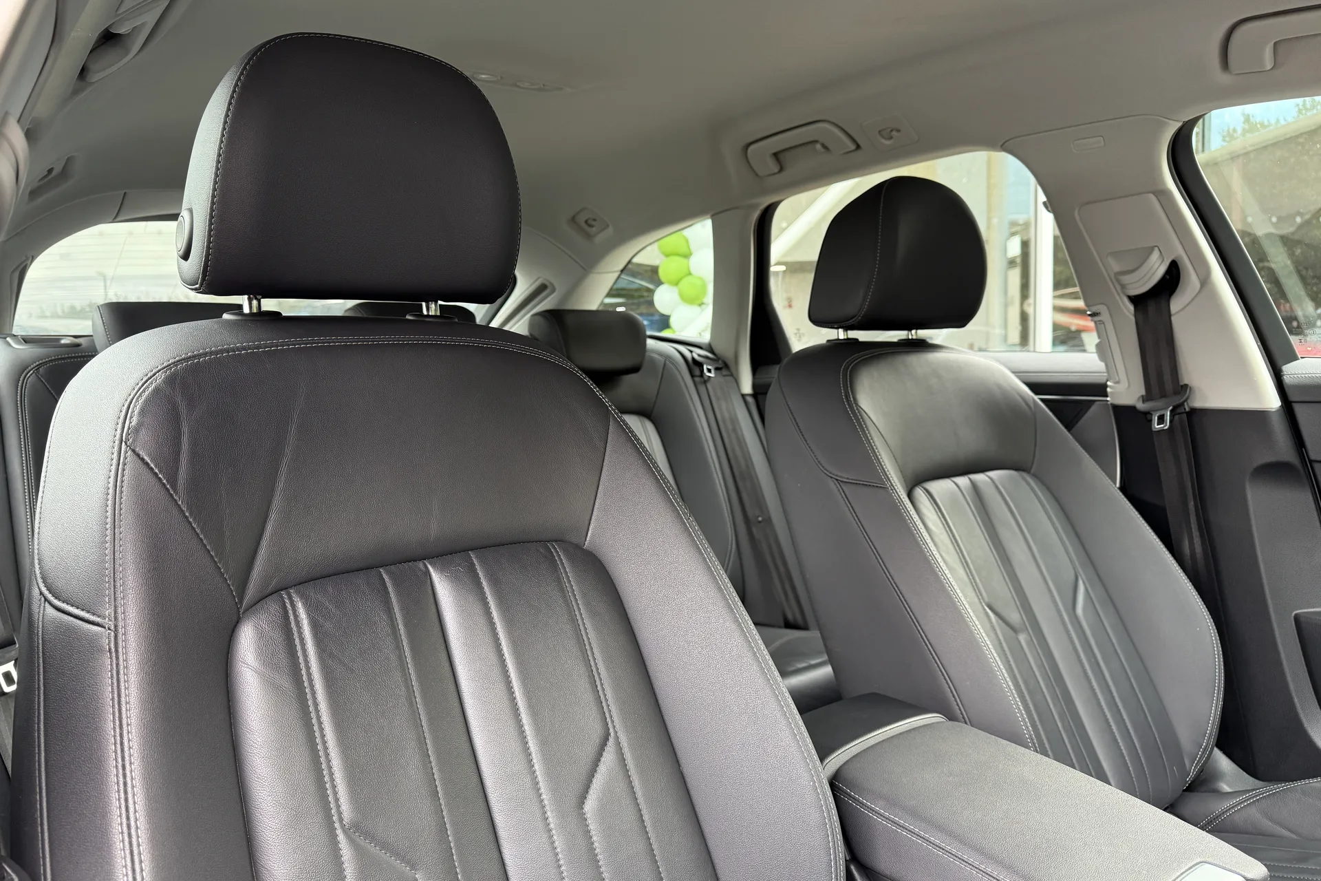 Audi A6 thumbnail image number 12