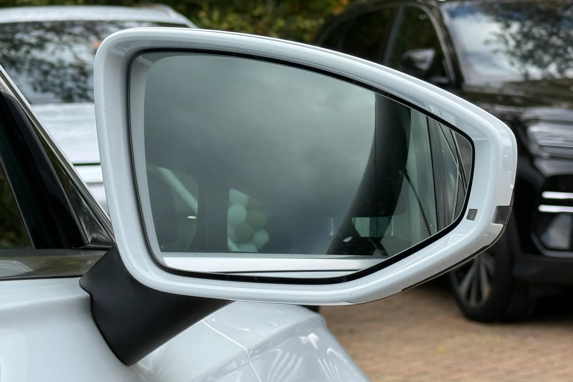 Audi A6 thumbnail image number 23