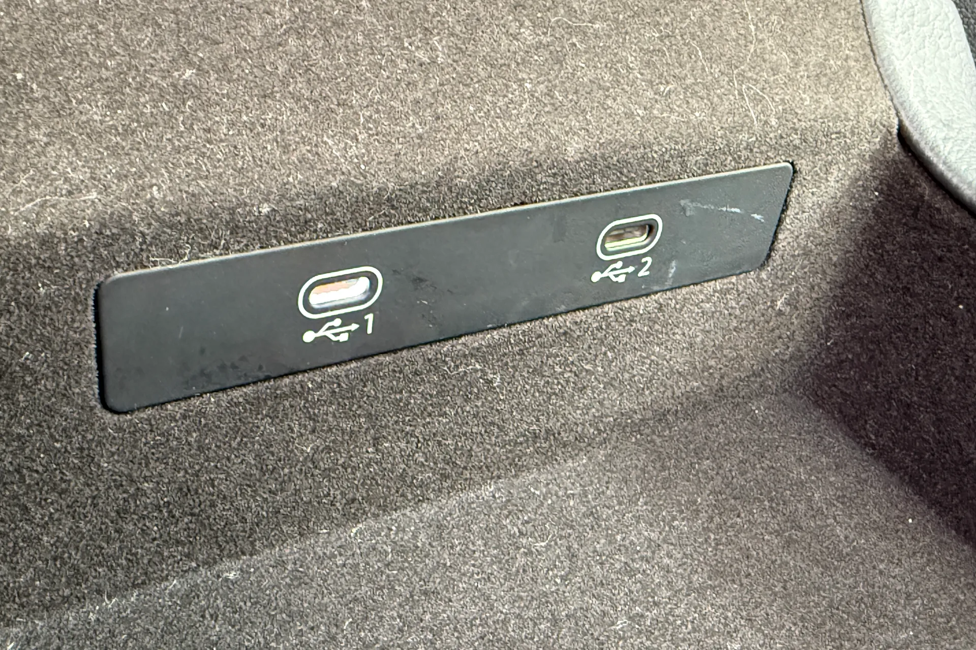 Audi A6 thumbnail image number 46