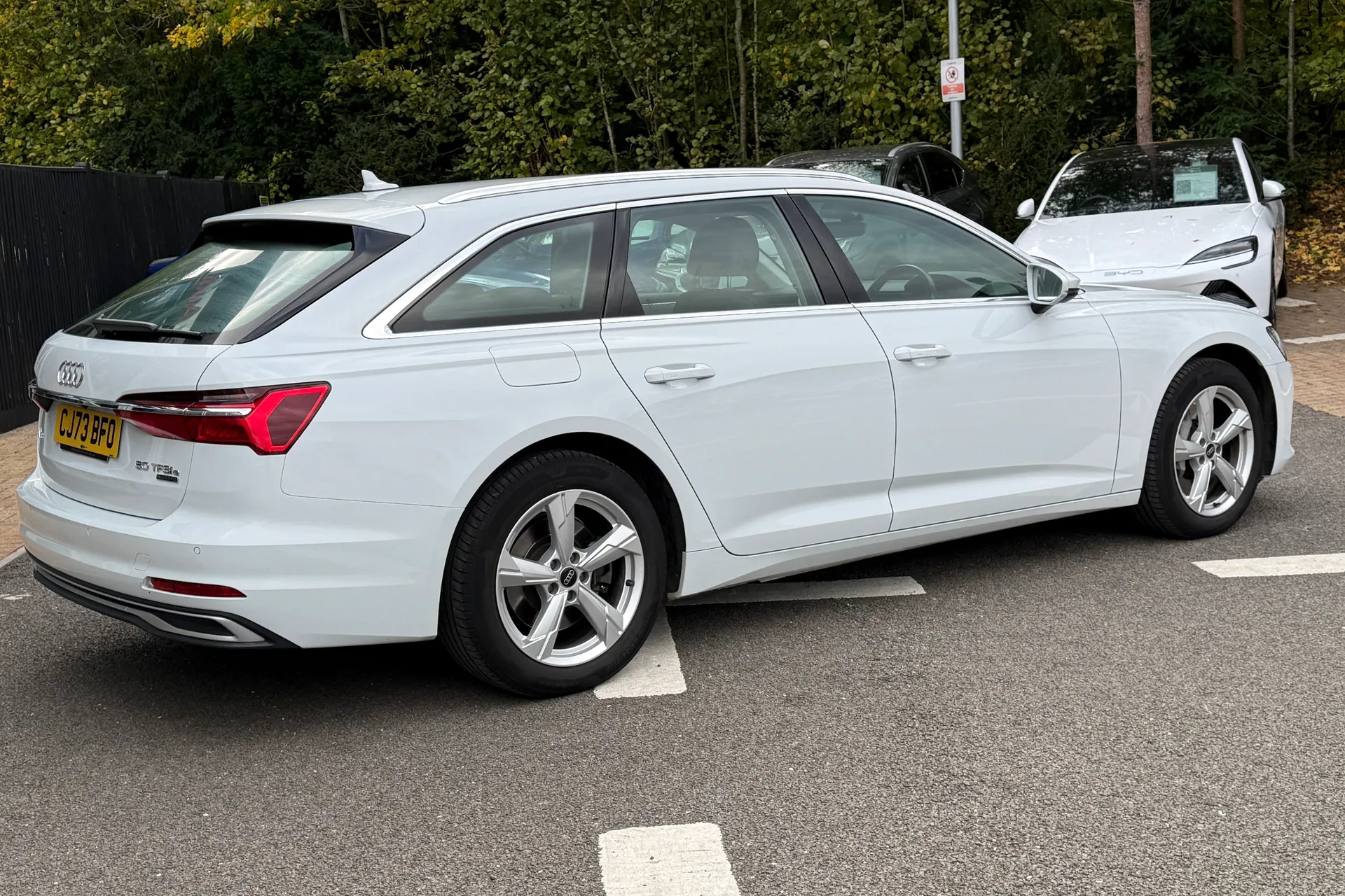 Audi A6 thumbnail image number 6