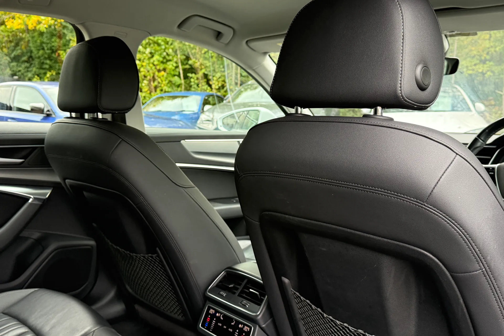 Audi A6 thumbnail image number 10