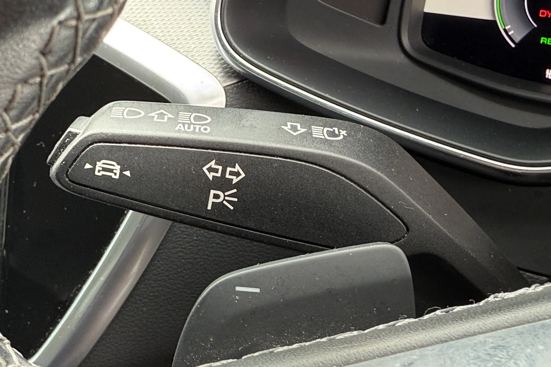 Audi A6 thumbnail image number 60