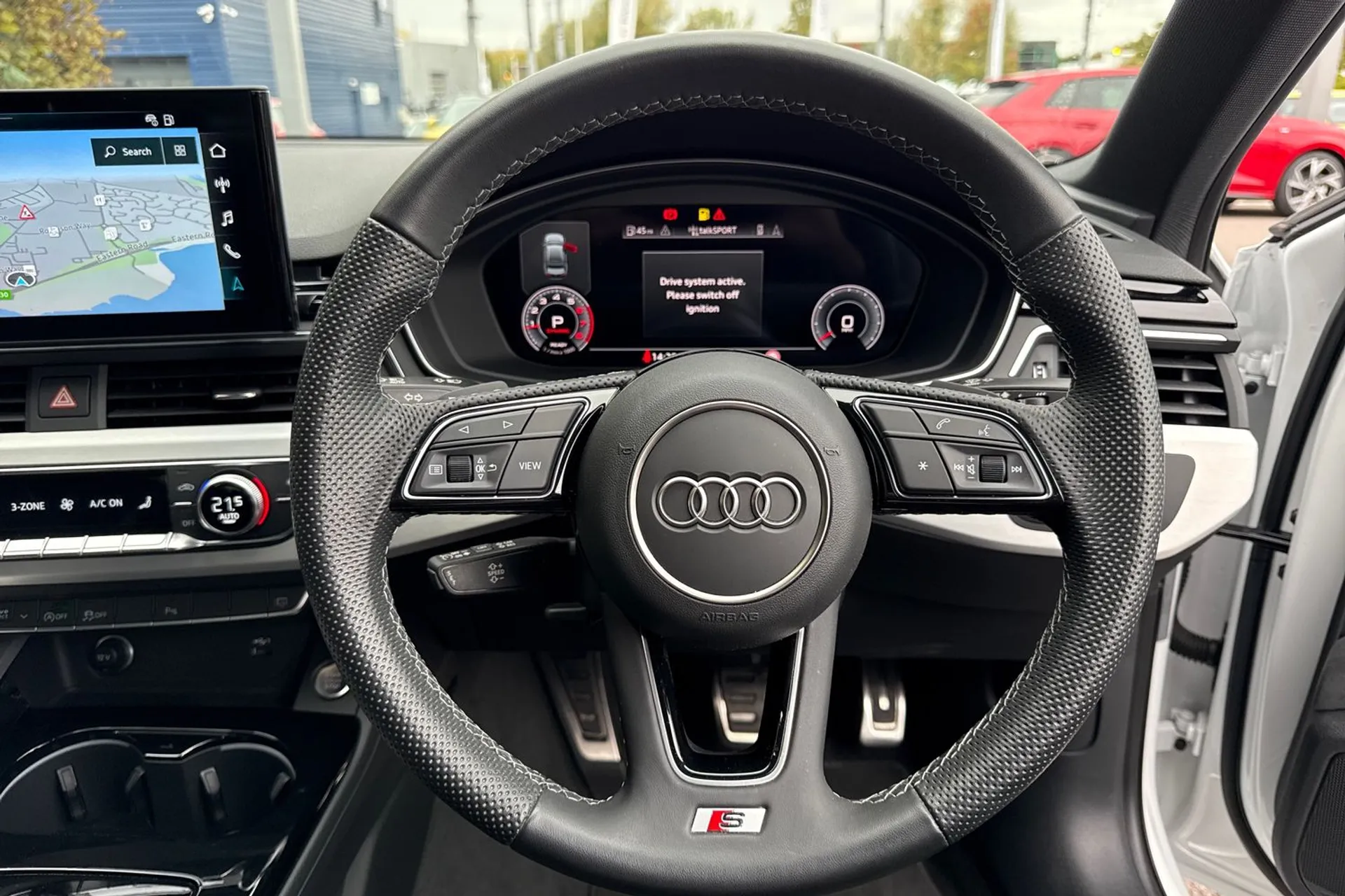 Audi A4 thumbnail image number 41