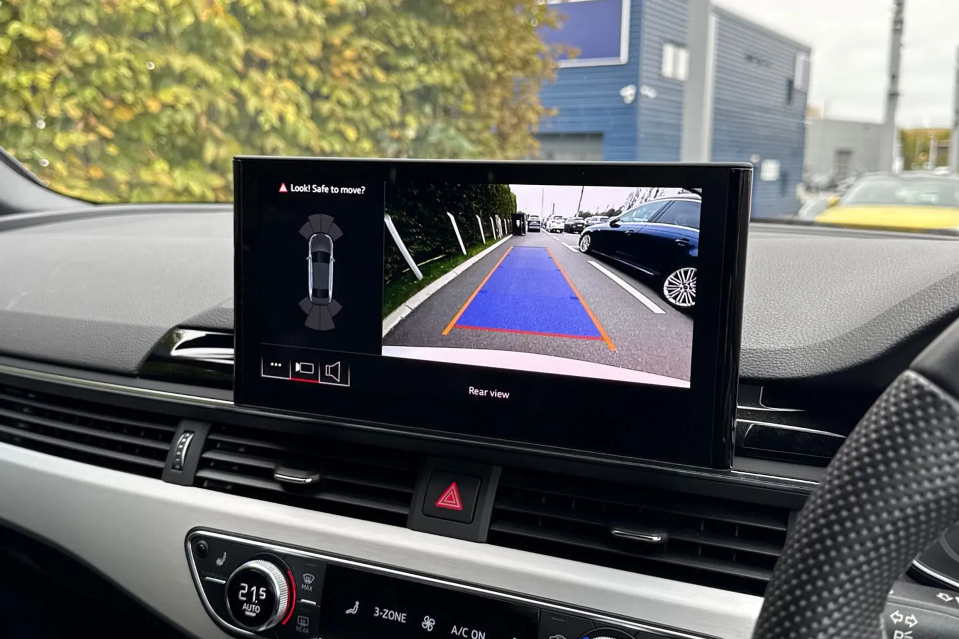 Audi A4 thumbnail image number 21