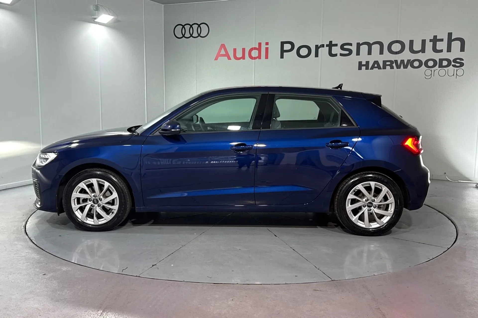 Audi A1 thumbnail image number 9