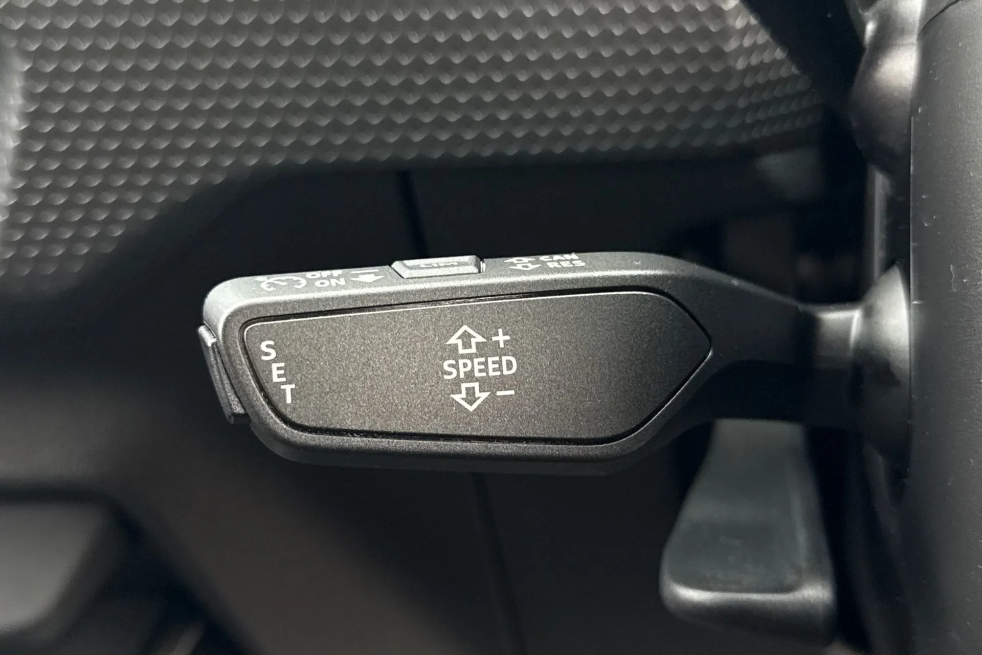 Audi A1 thumbnail image number 38