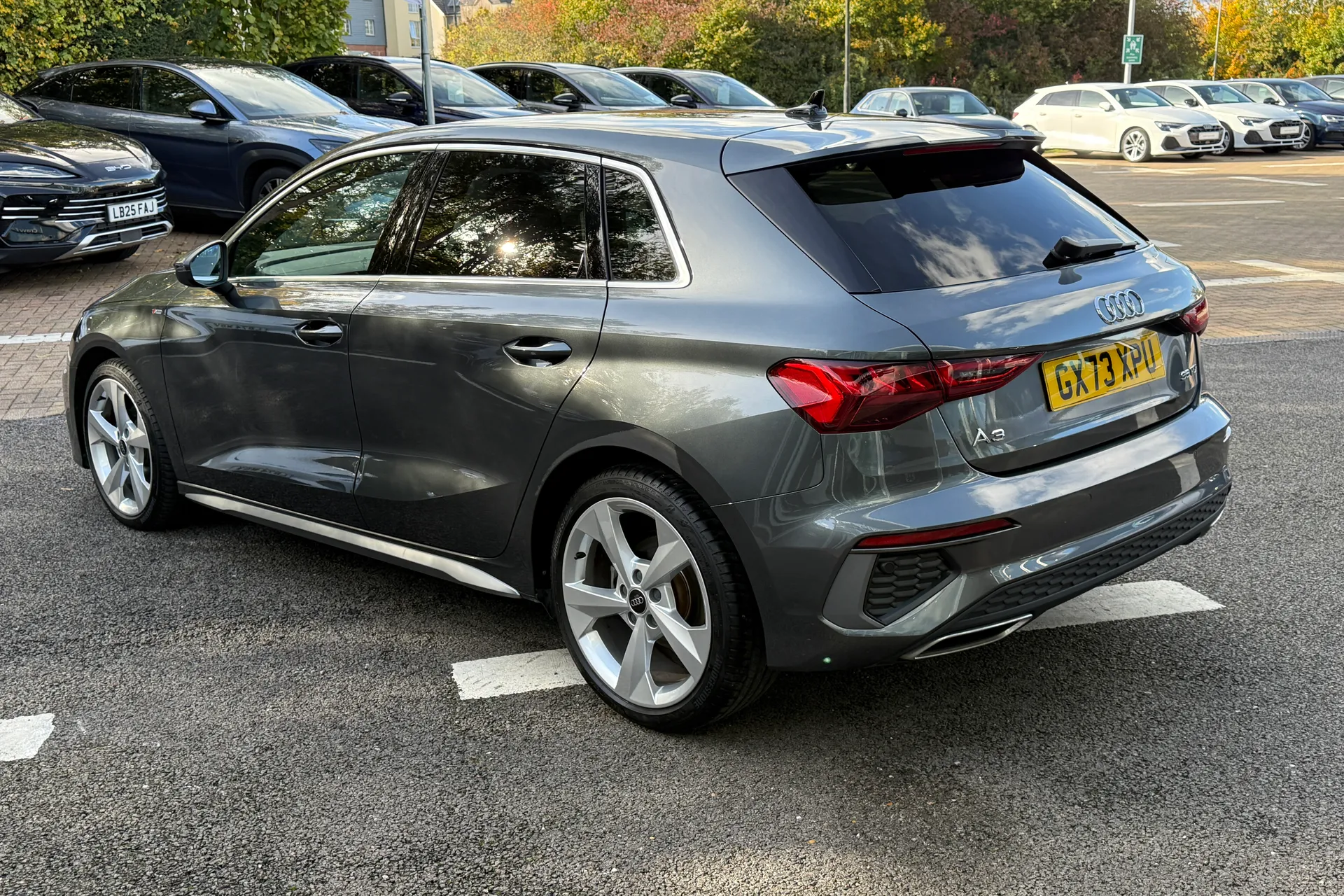 Audi A3 thumbnail image number 8